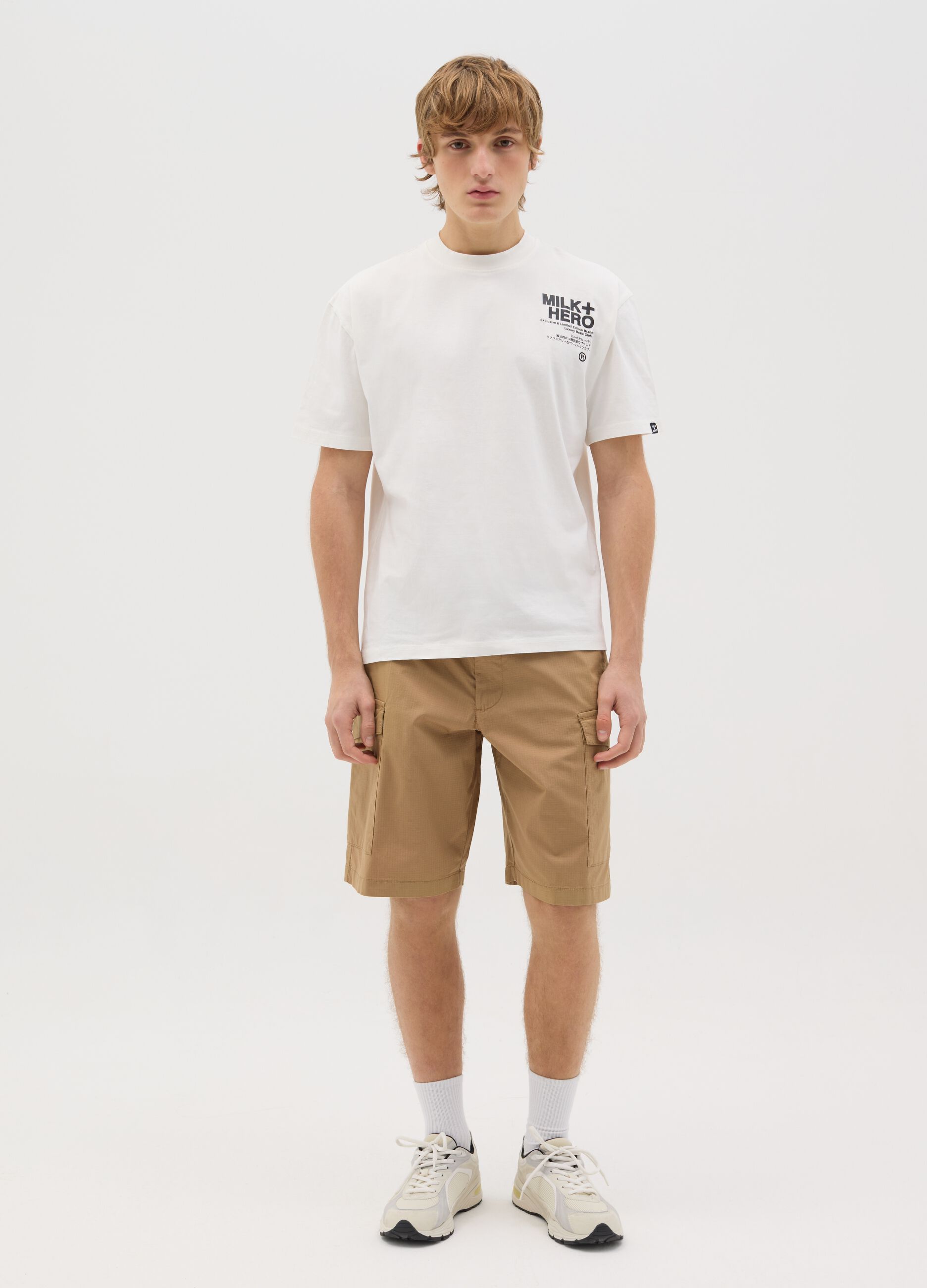Short cargo da uomo in cotone elasticizzato beige regular fit