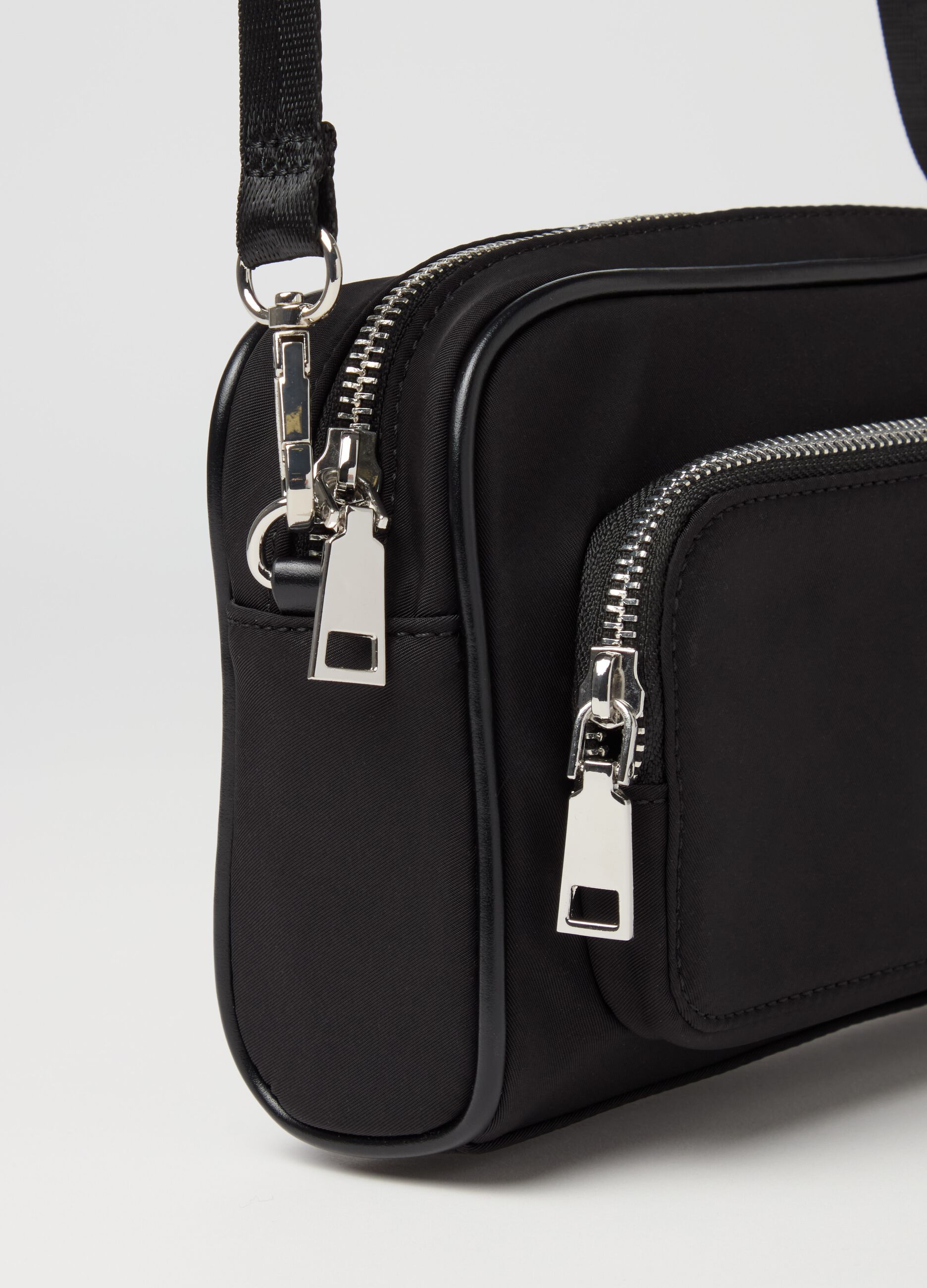 Contemporary shoulder bag