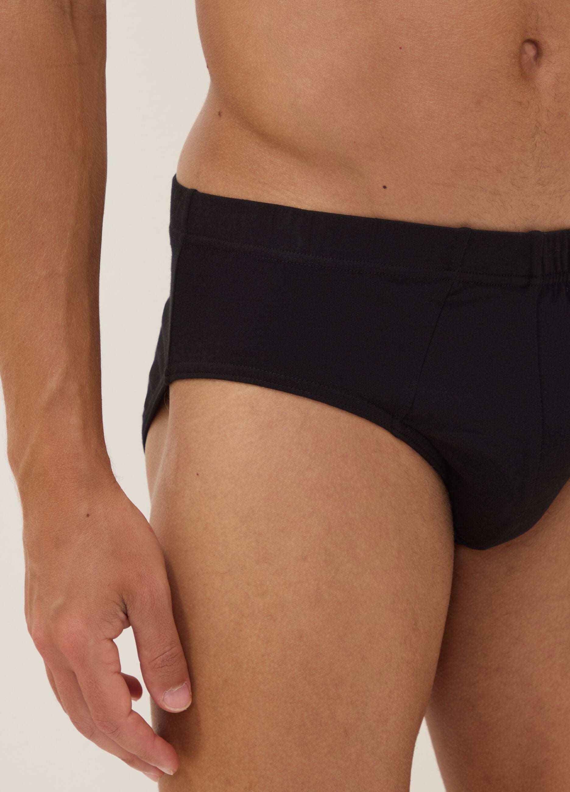 Black organic cotton briefs