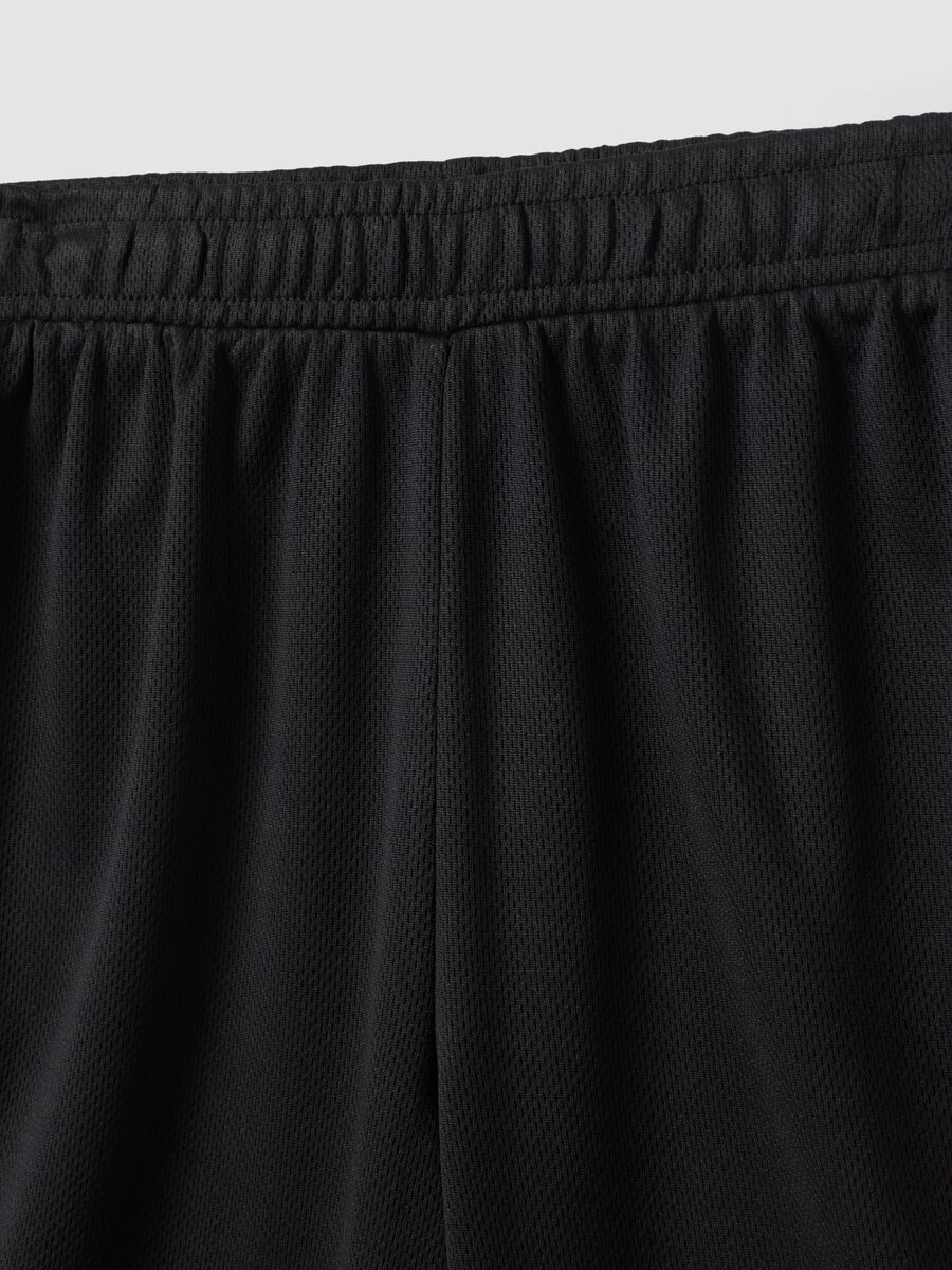 Yellow and black oversized top and shorts set for boys_3
