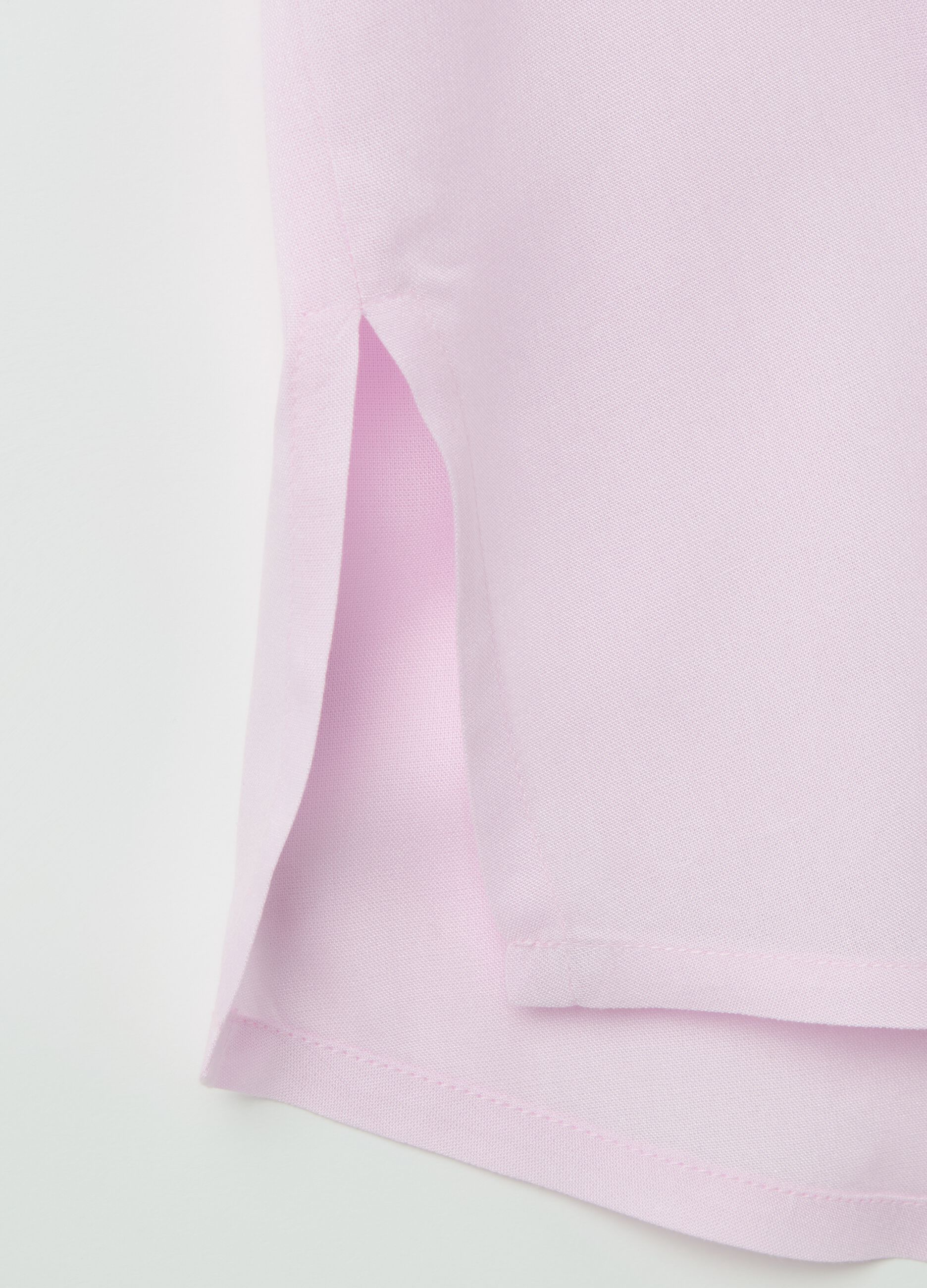 Short-sleeved shirt in viscose