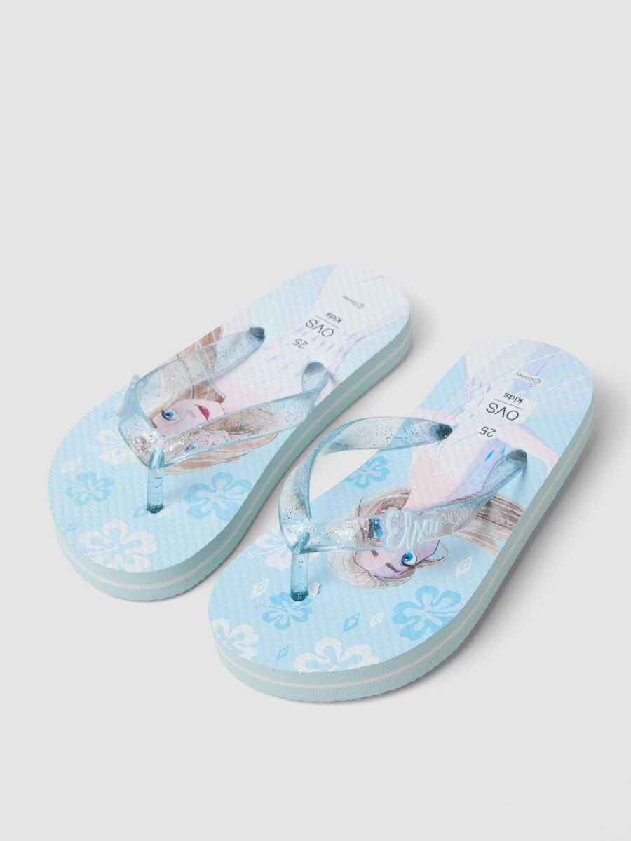 Blue beach flip-flops_1