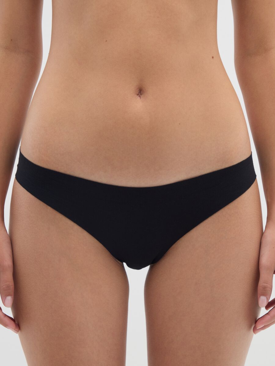 Black Cotton Regular Fit Briefs_1