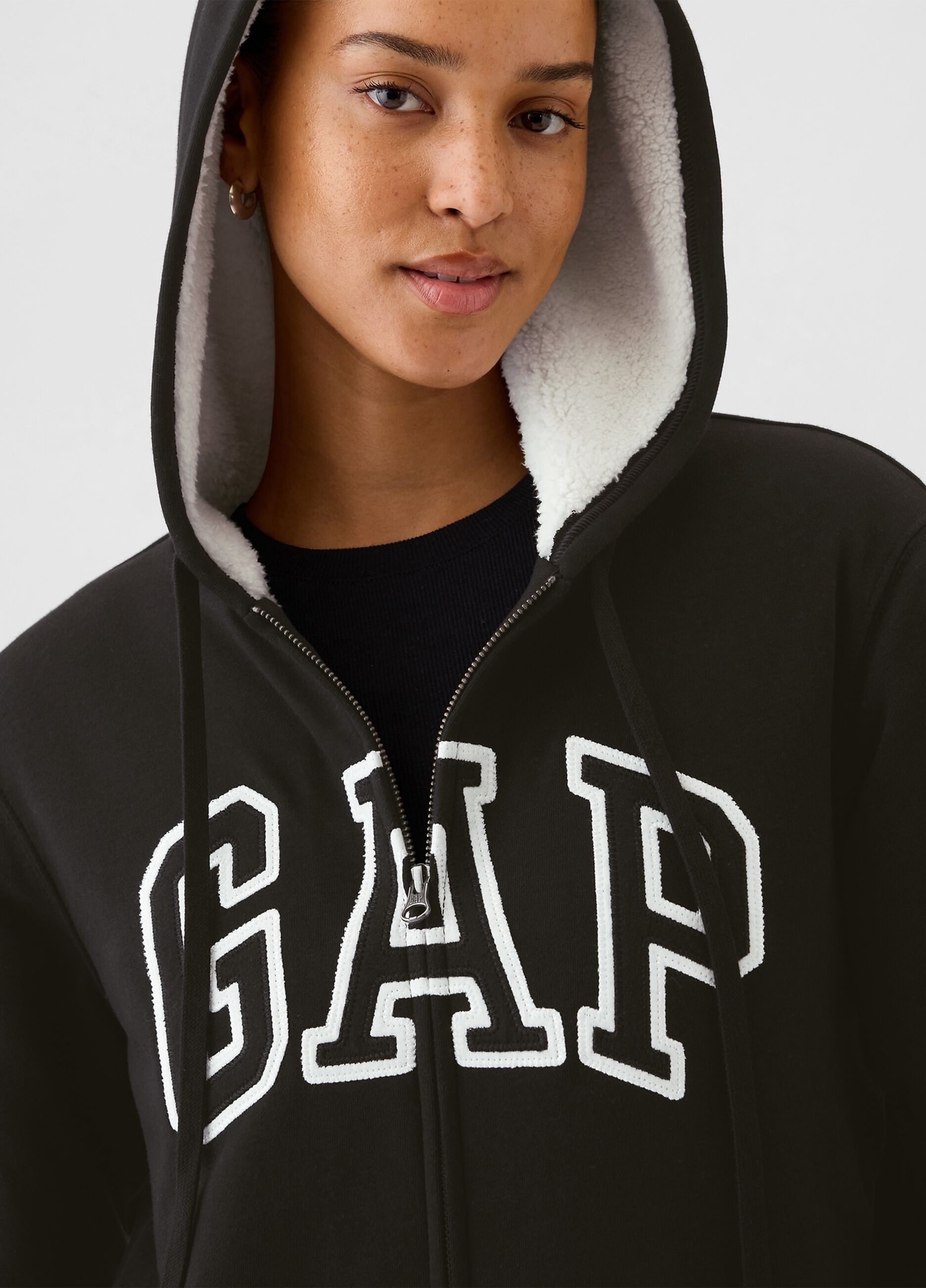 Full-zip sweatshirt with sherpa lining and logo embroidery