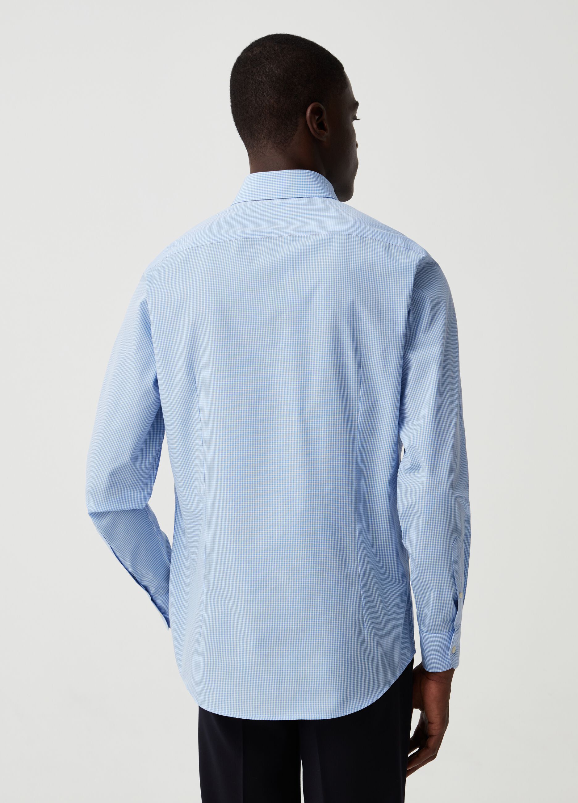 Camicia slim fit con fantasia vichy_2