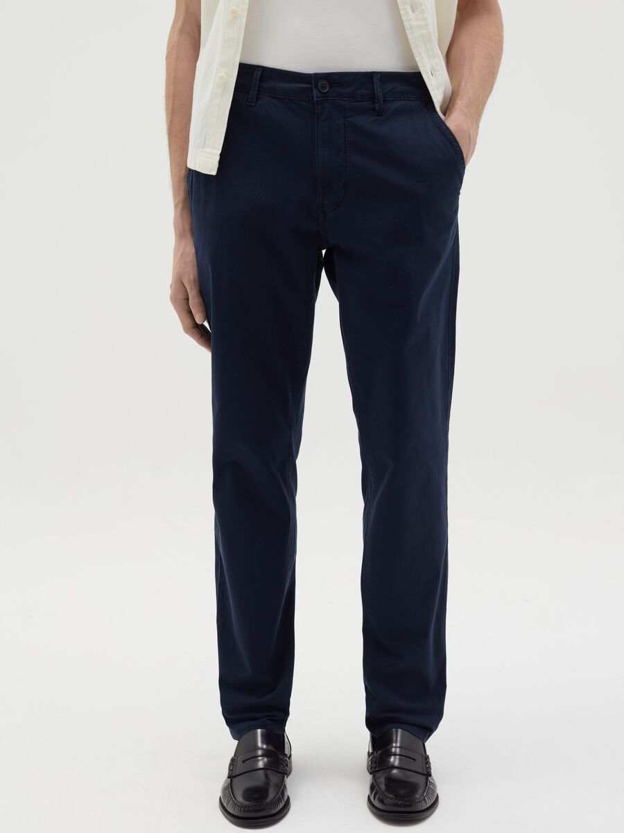 Chino trousers in poplin_1