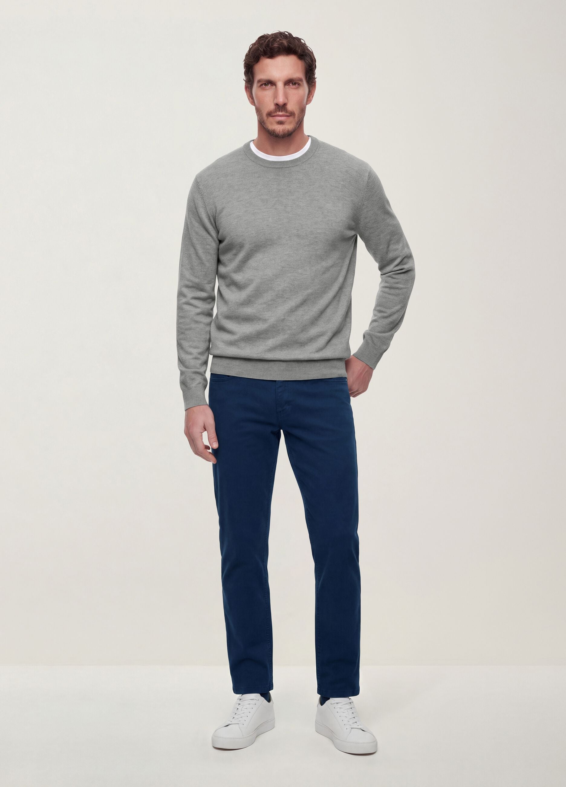 Grey crew-neck viscose-blend jumper, regular fit