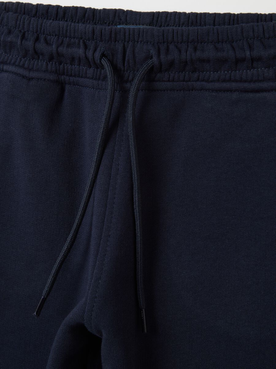 Blue pure cotton regular fit boys' trousers with print_3