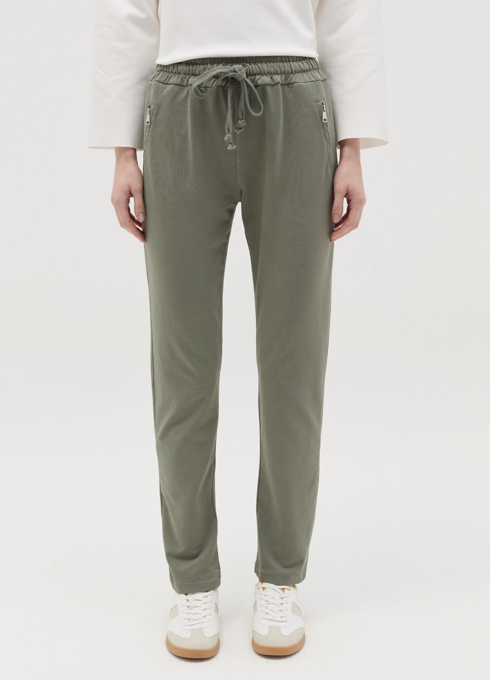 Jogger trousers with zip pockets