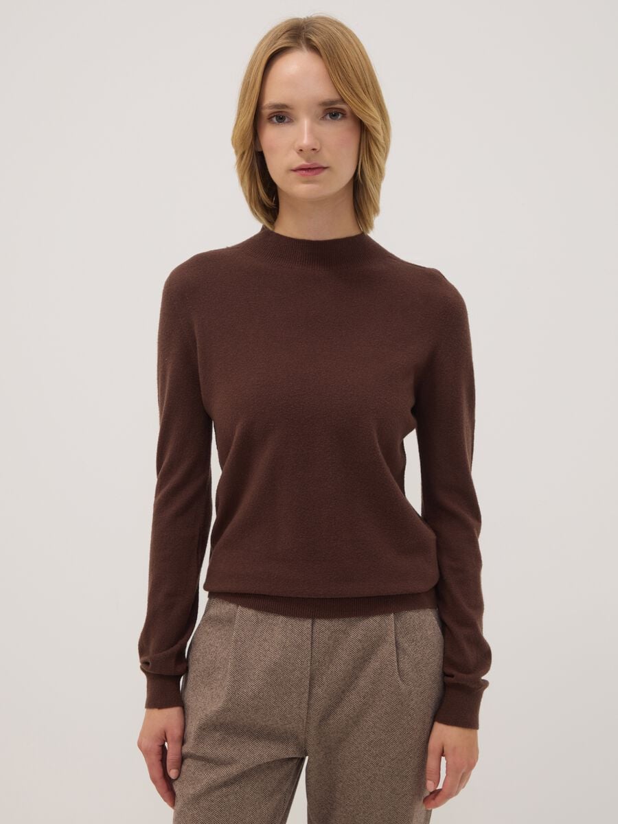 Brown regular-fit jumper in viscose and wool blend_0