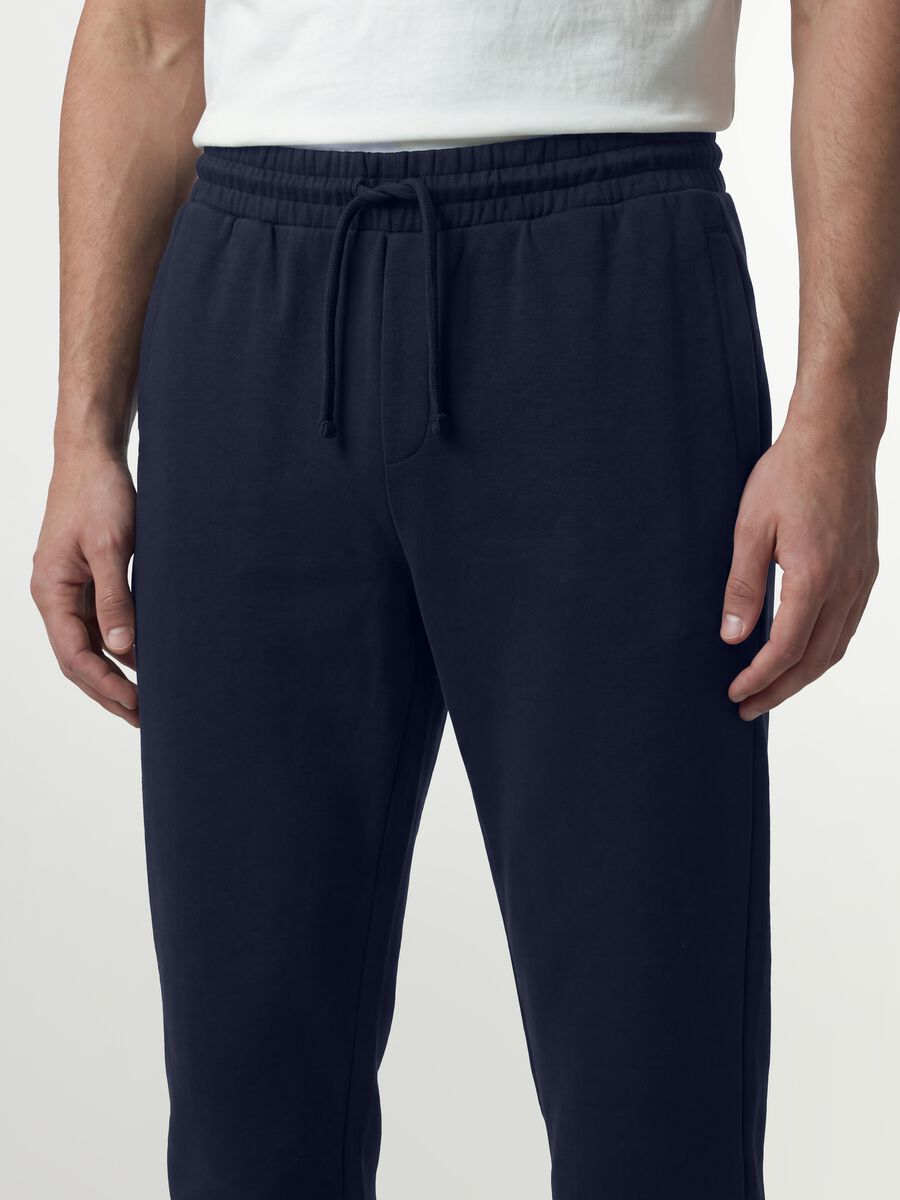 Pantaloni jogger blu in misto cotone regular fit_2