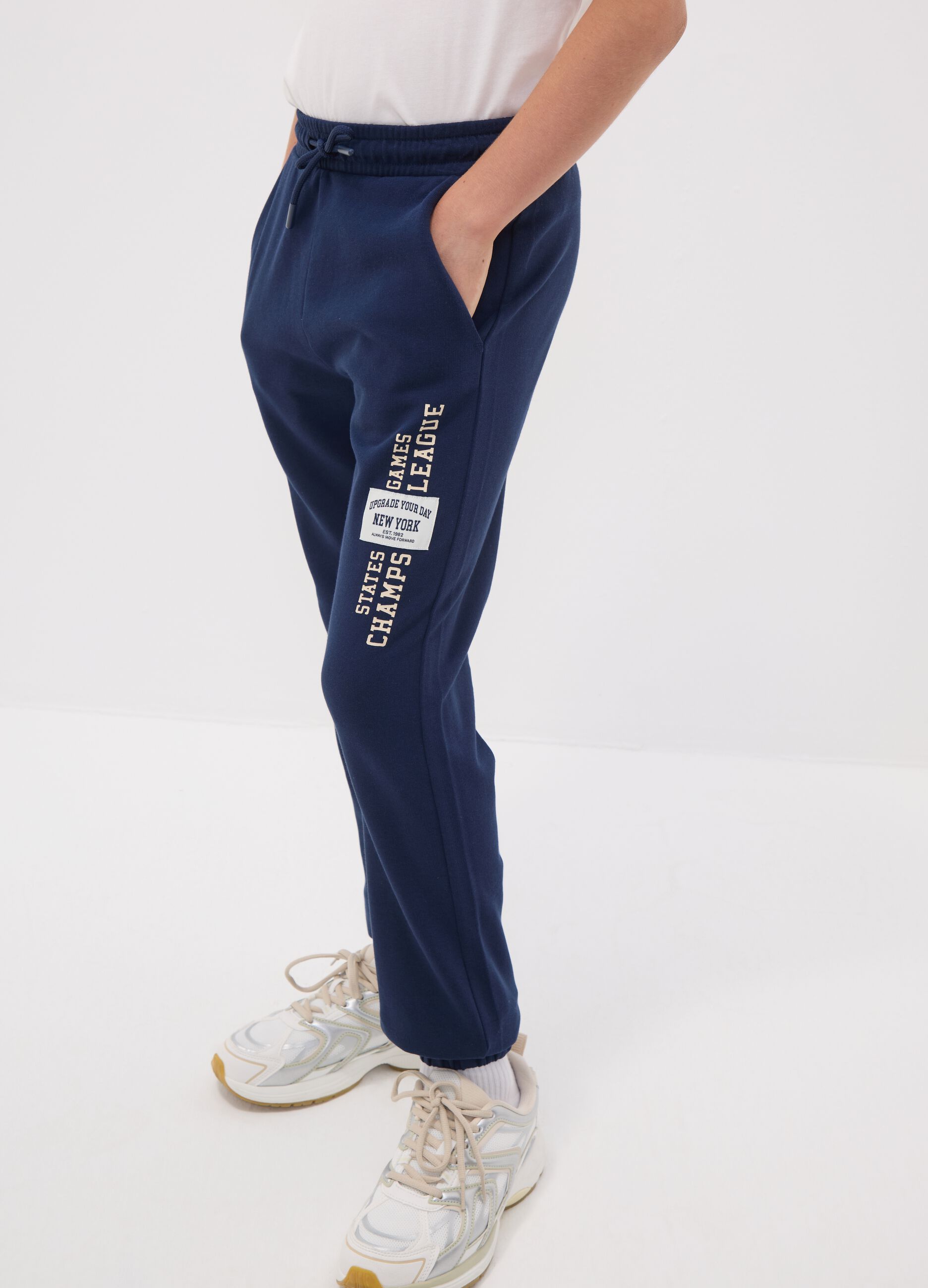 Blue pure cotton jogger trousers with print for boys