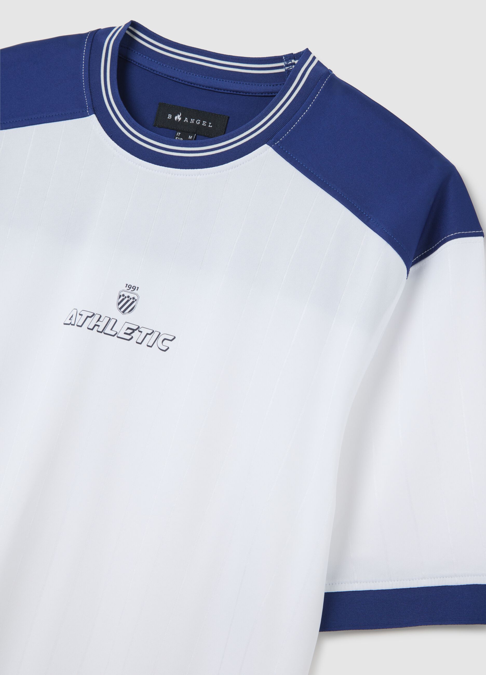 White and blue T-shirt in mesh with print