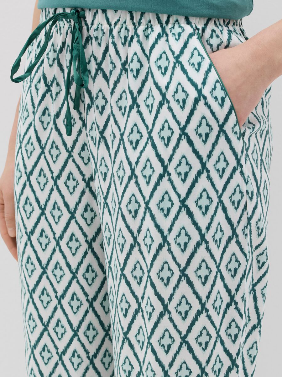 Viscose pyjama trousers with ikat print_2