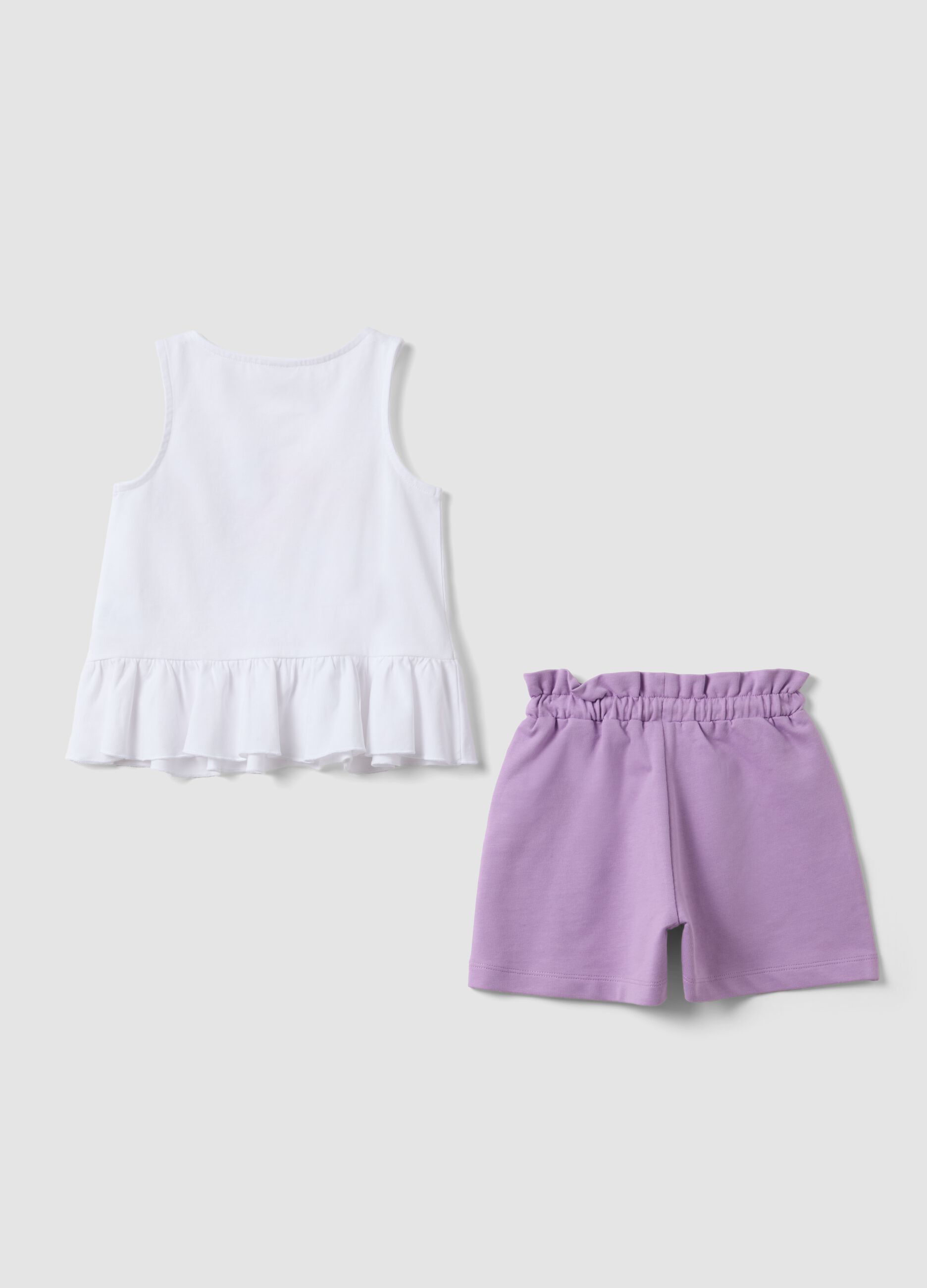 Completo bianco e viola in cotone elasticizzato con top e shorts