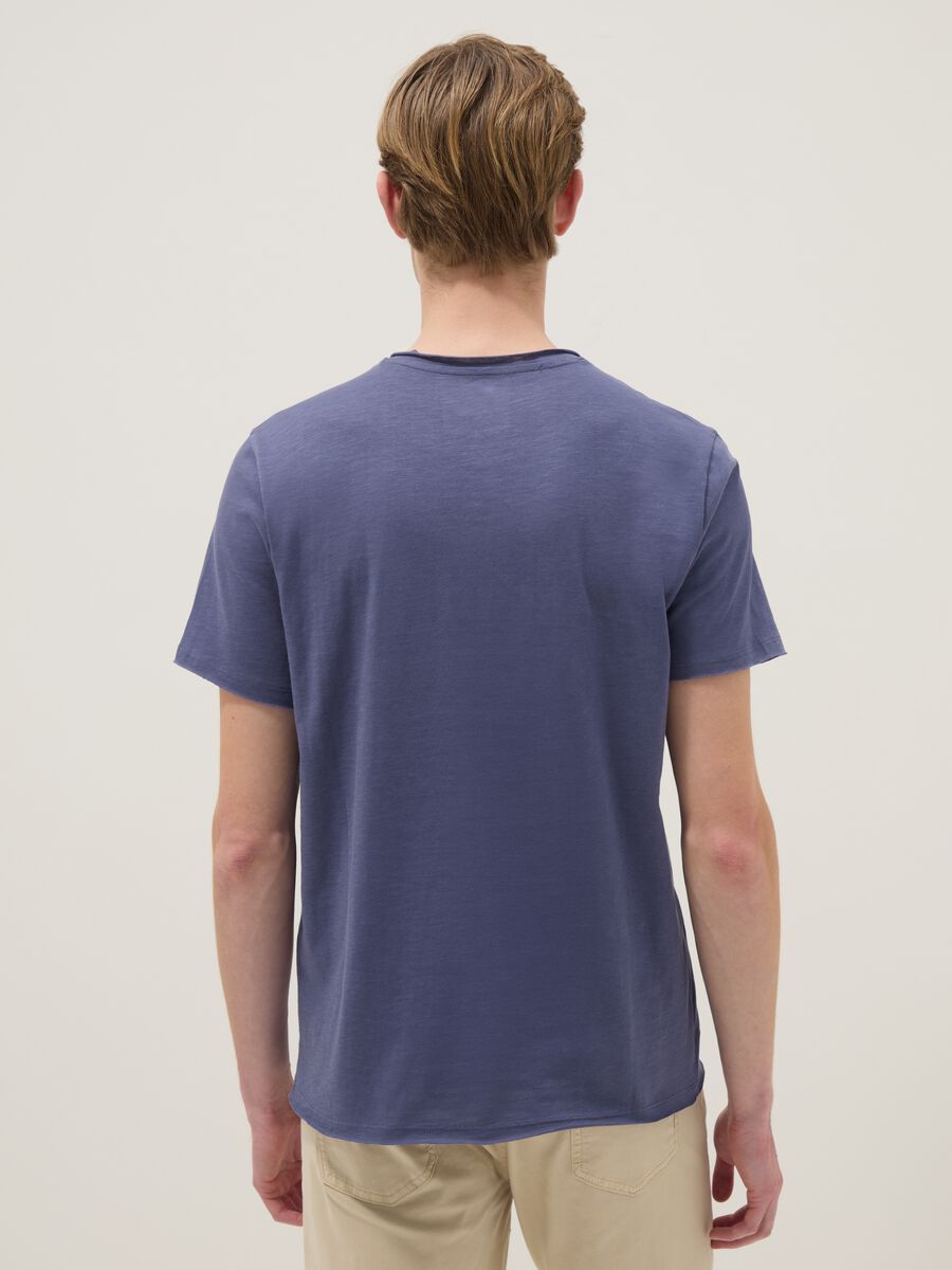 Blue pure cotton T-shirt with seraph collar regular fit_2