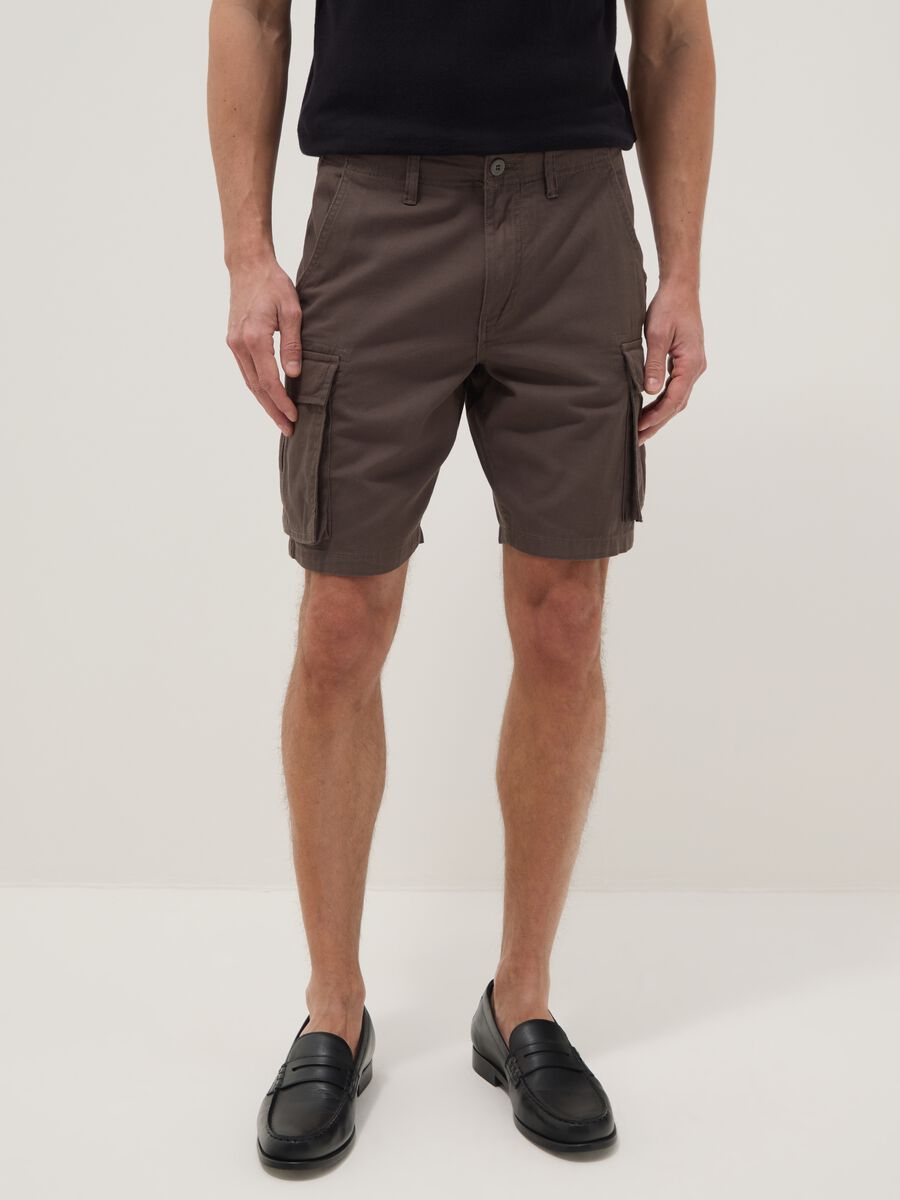 Bermuda cargo marroni in puro cotone regular fit_1