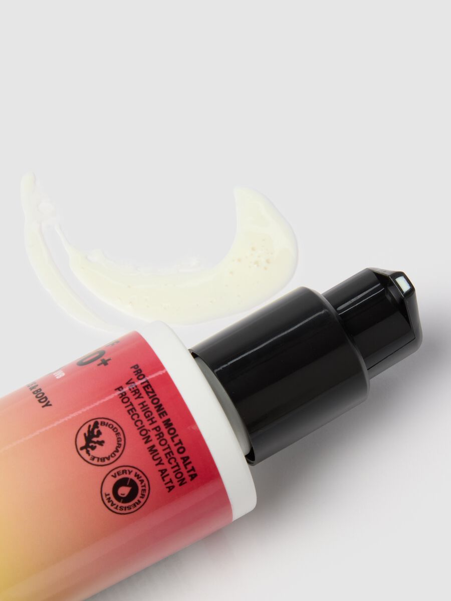 Solar Milk for Sensitive Skin - Family Protection_1