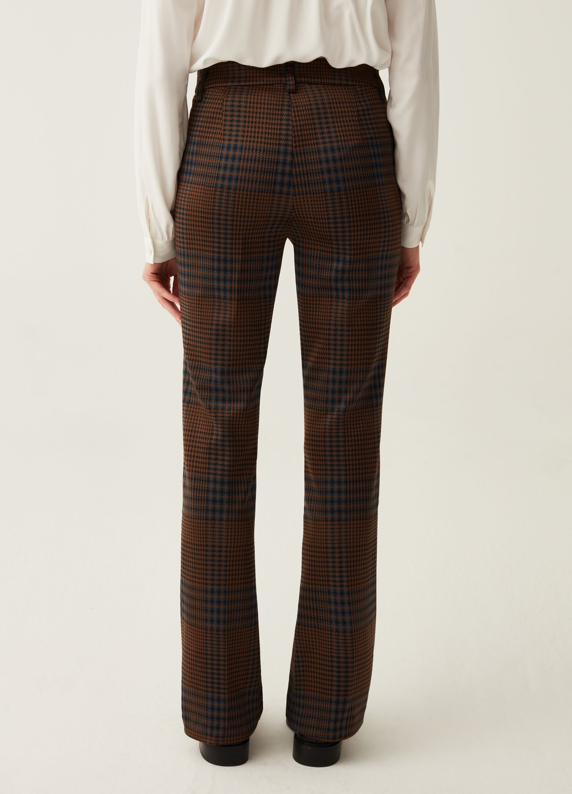 Pantaloni stretch a vita alta_2
