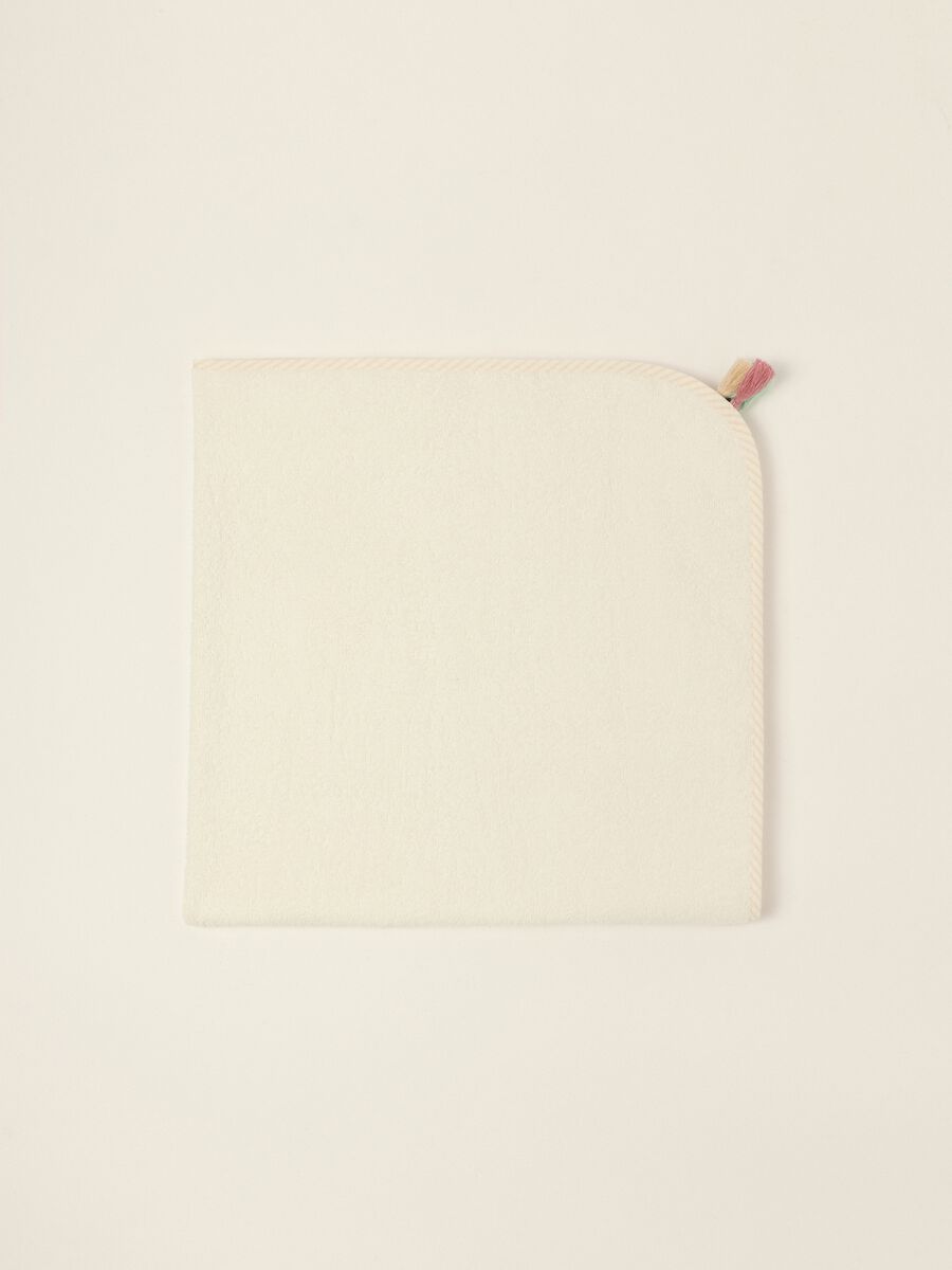 White pure cotton baby bathrobe with teddy bear pattern_2