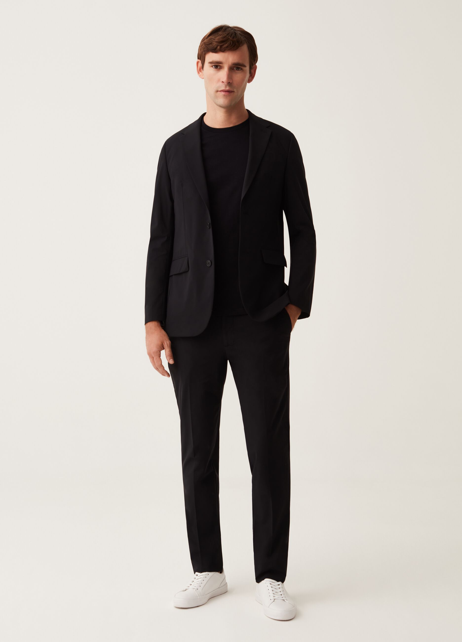 Blazer slim fit in tessuto tecnico nero_1