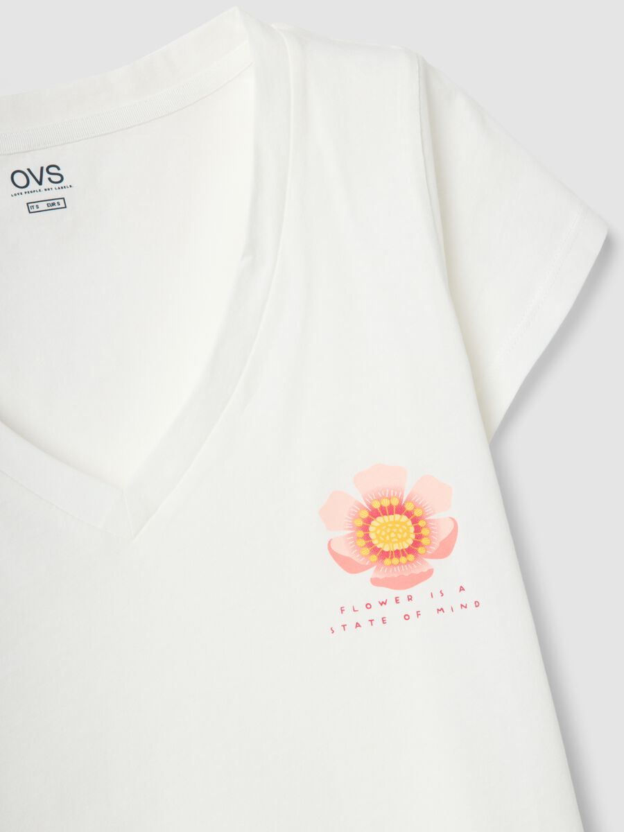 White pure cotton V-neck regular fit pajama shirt_1