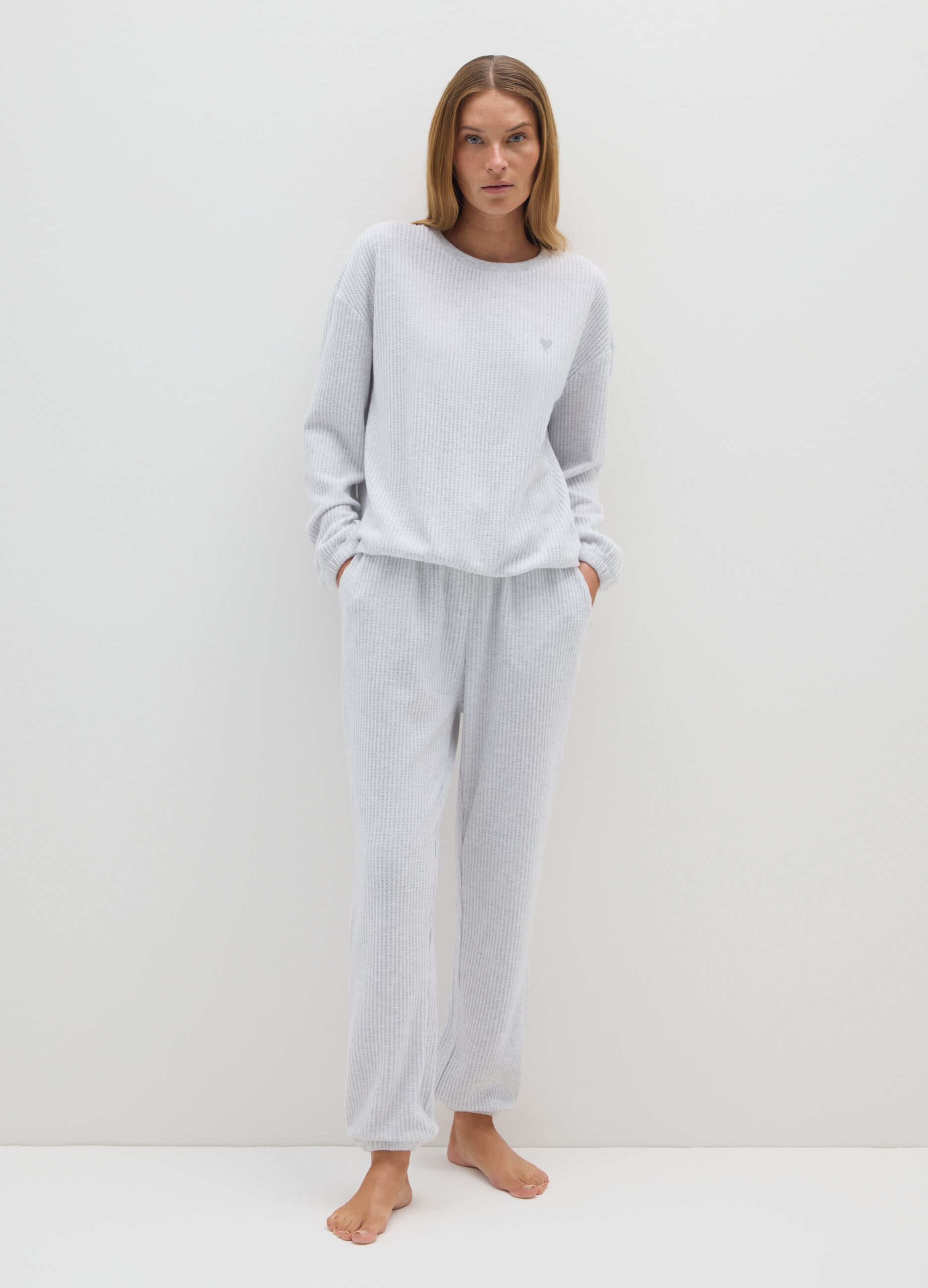 Pigiama in tessuto elasticizzato grigio regular fit