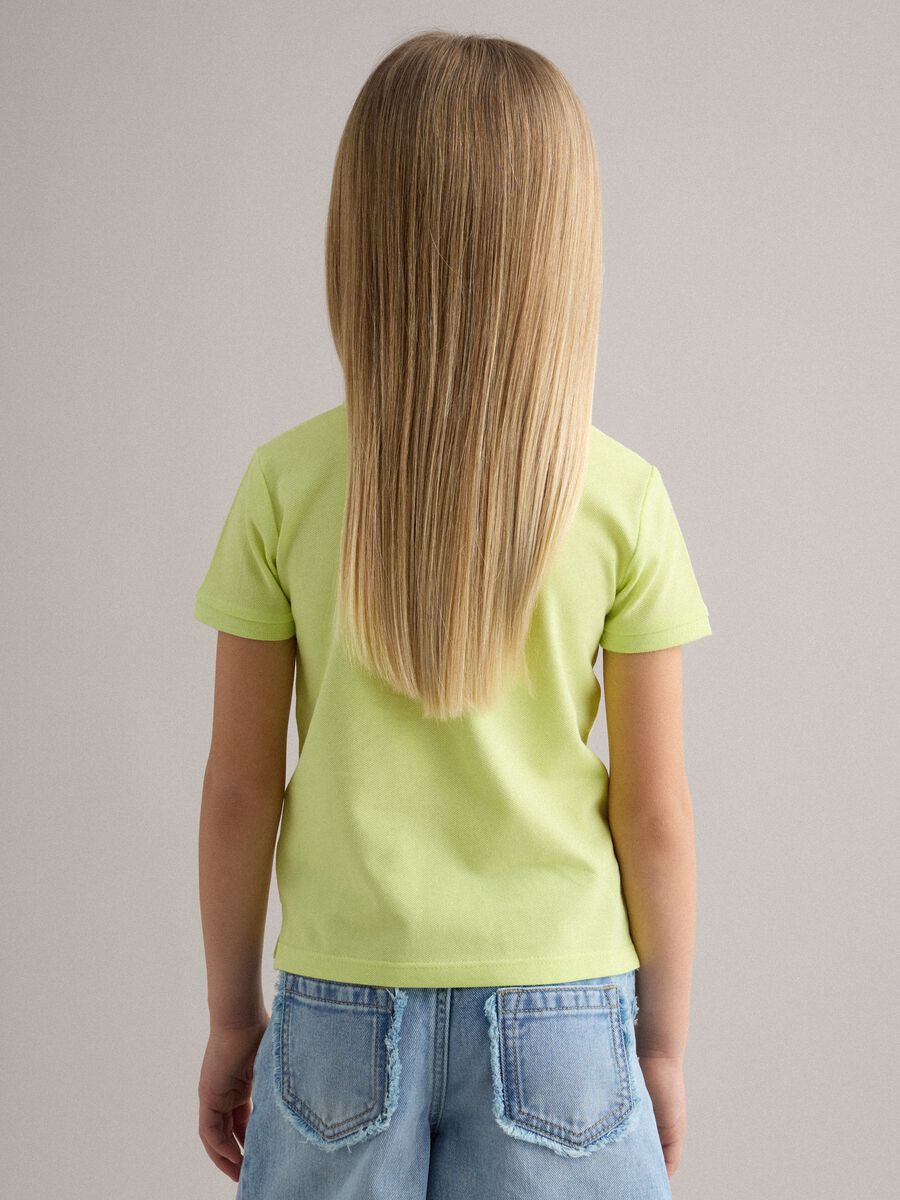 Girls' green pure cotton polo regular fit with embroidered flowers_2