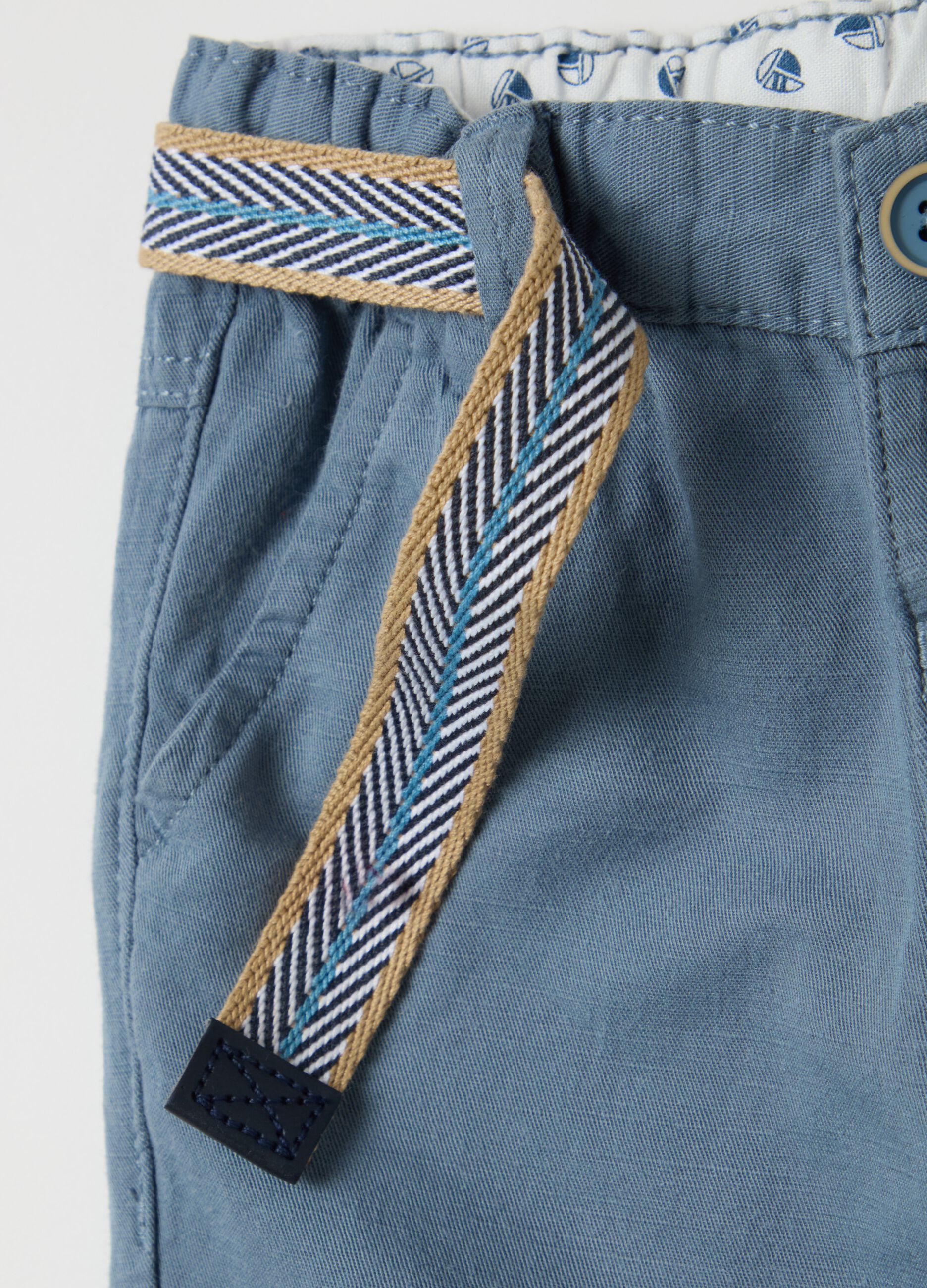 Chino trousers with belt