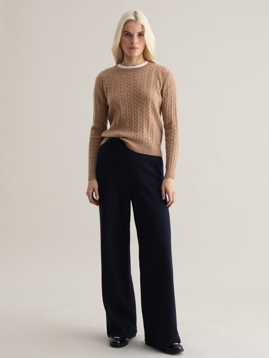 Cardigan in cable-knit cashmere_1