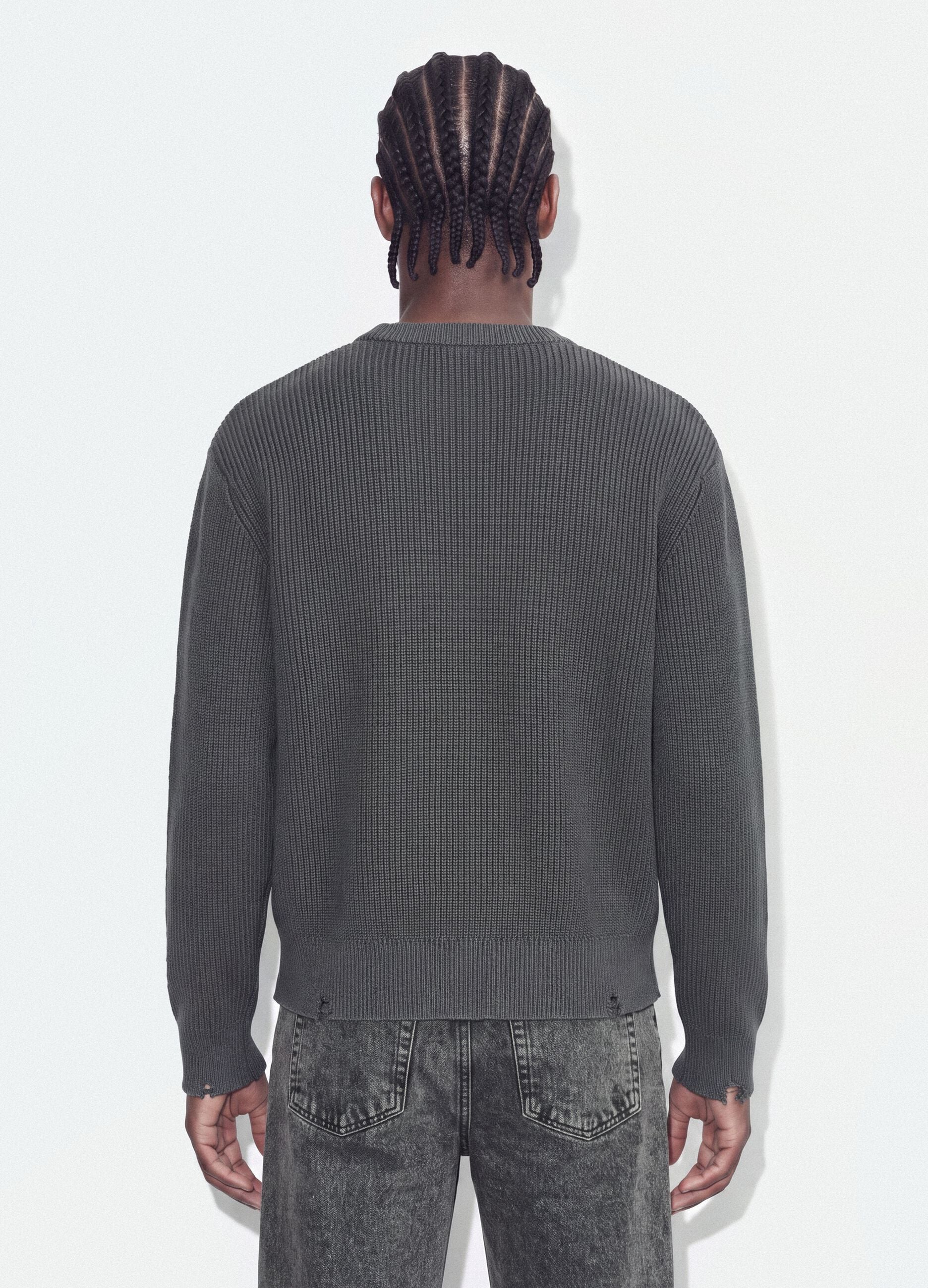 Grey pure cotton ribbed crew-neck jumper, regular fit