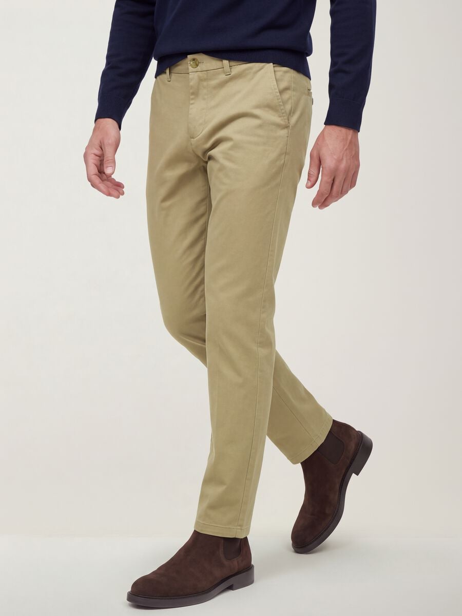 Pantaloni chino beige in twill di cotone elasticizzato slim fit_1