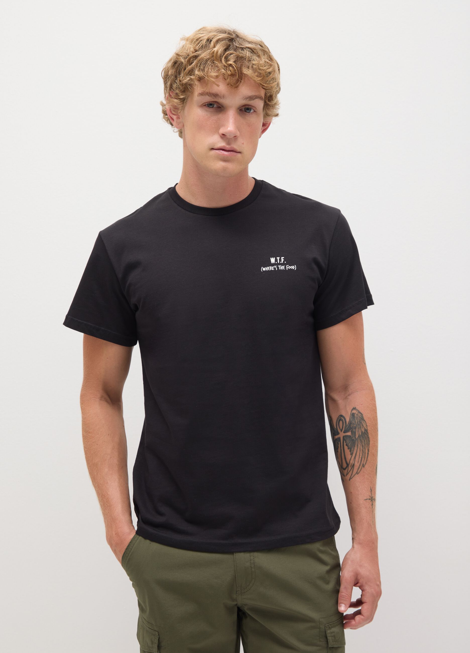 T-shirt da uomo in puro cotone nero regular fit