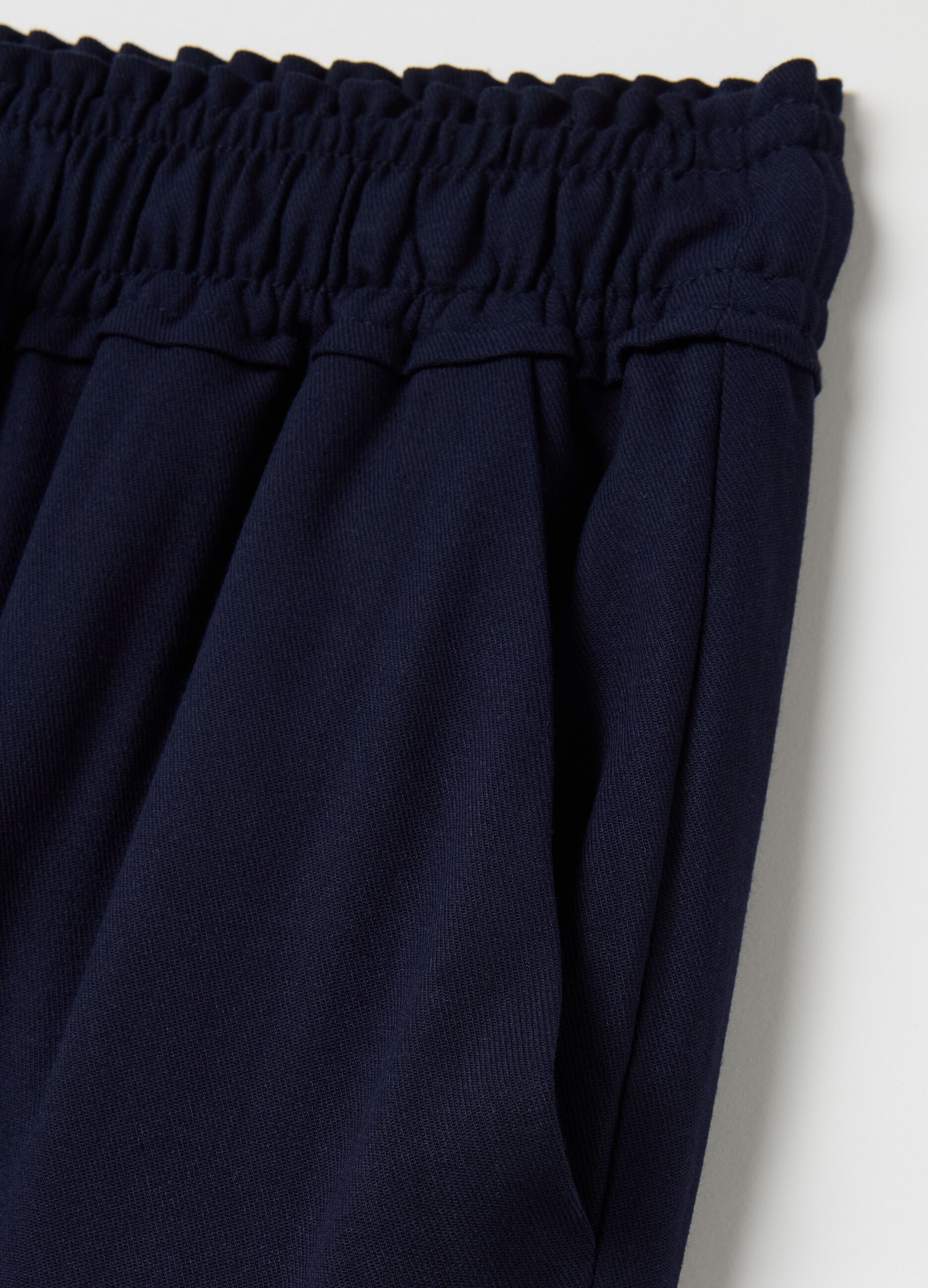 Pantalone jogger in viscosa con coulisse