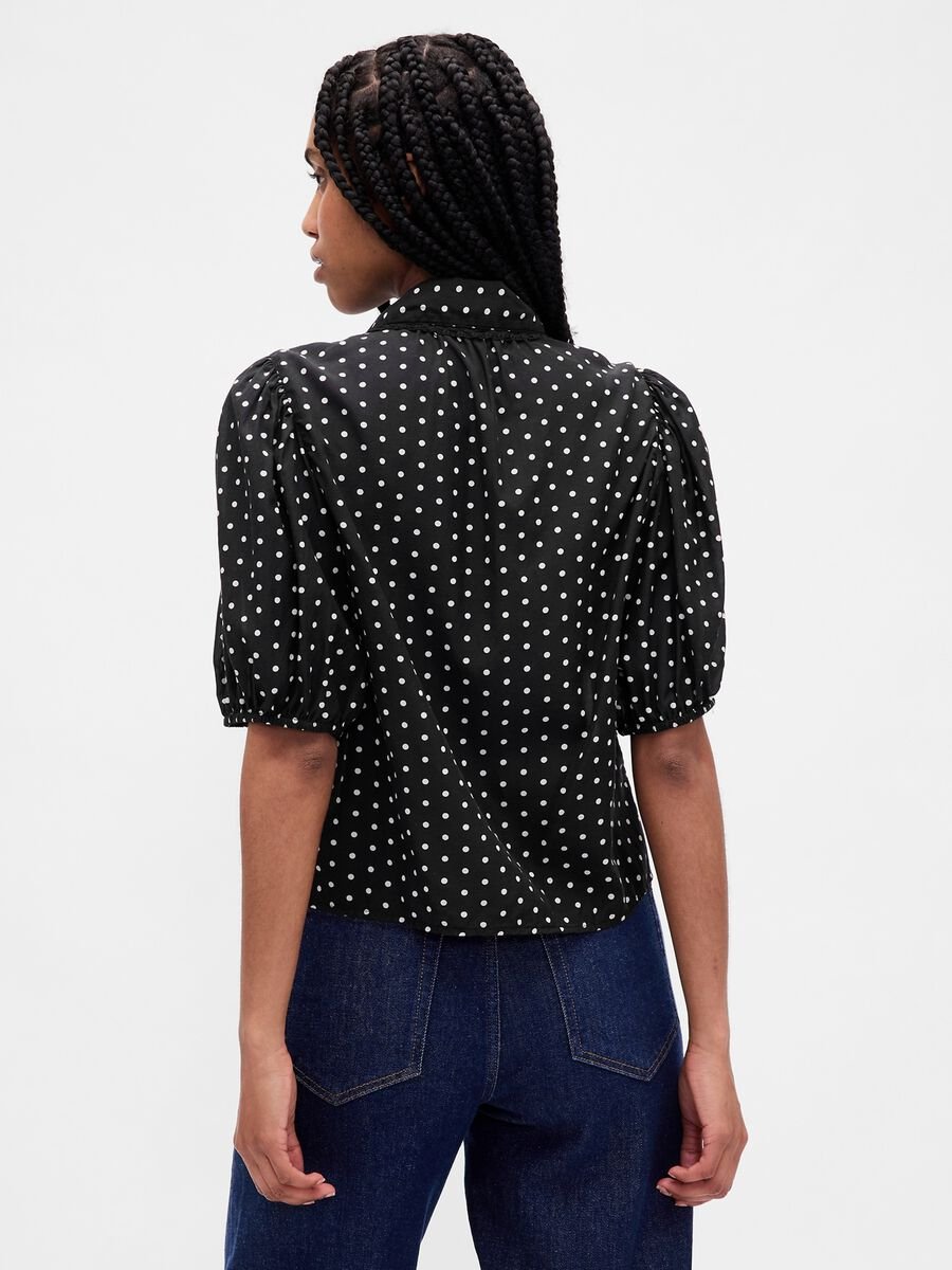 Black polka dot shirt_2