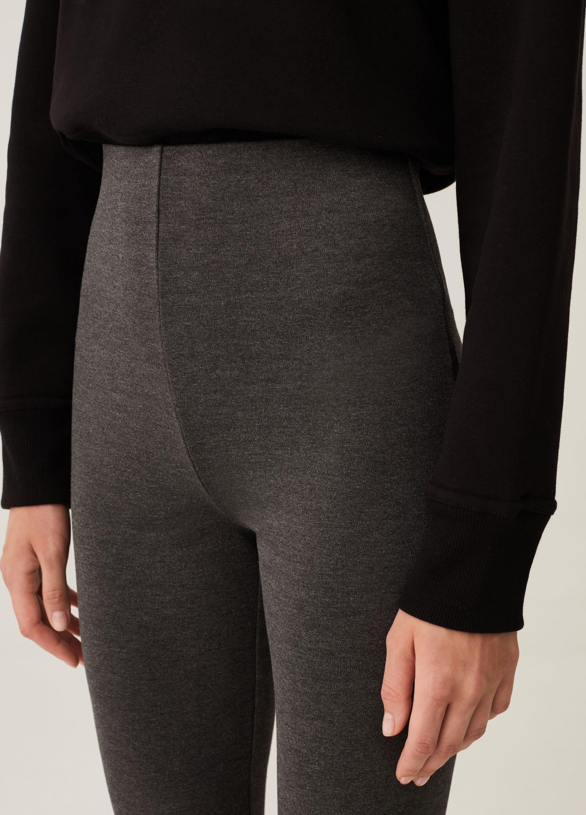Leggings flare fit a vita alta_1