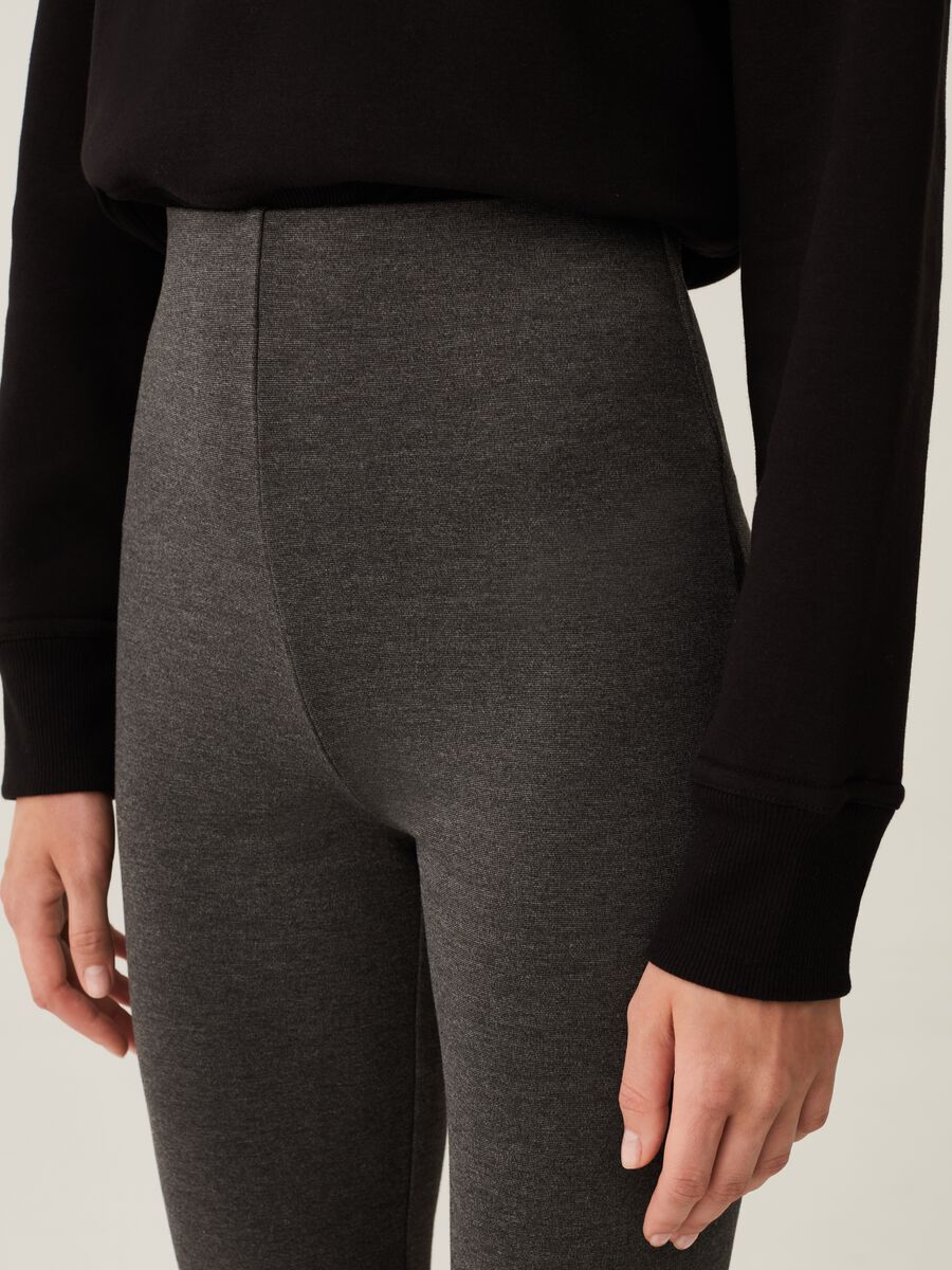 Leggings flare fit a vita alta_1