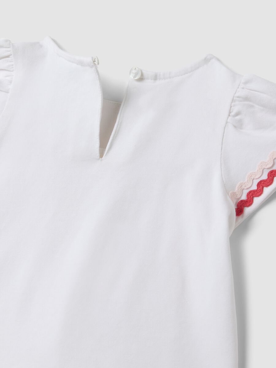 Completo in puro cotone multicolor da bimba regular fit con fiori_3