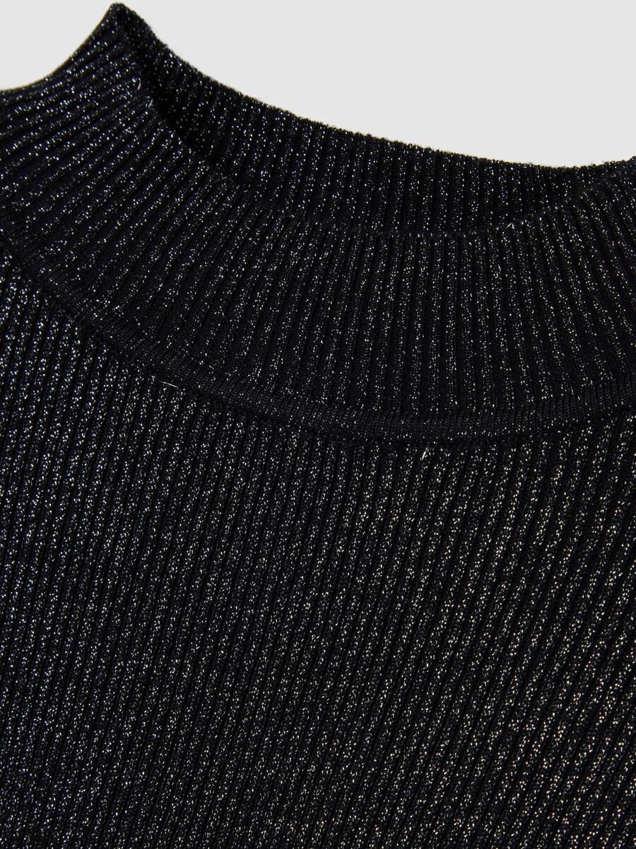 Black mock neck fitted sweater_5