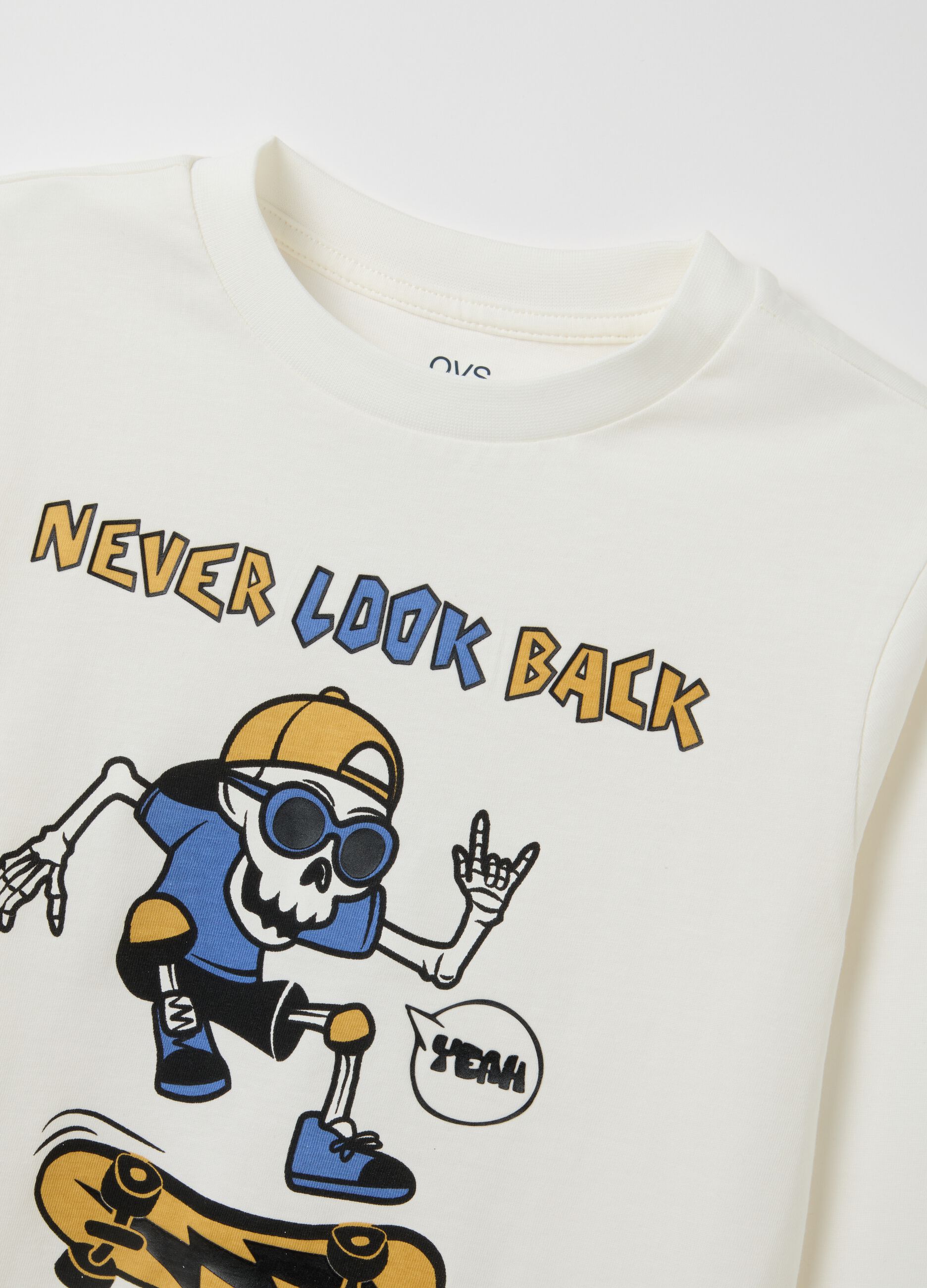 White pure cotton kids' t-shirt