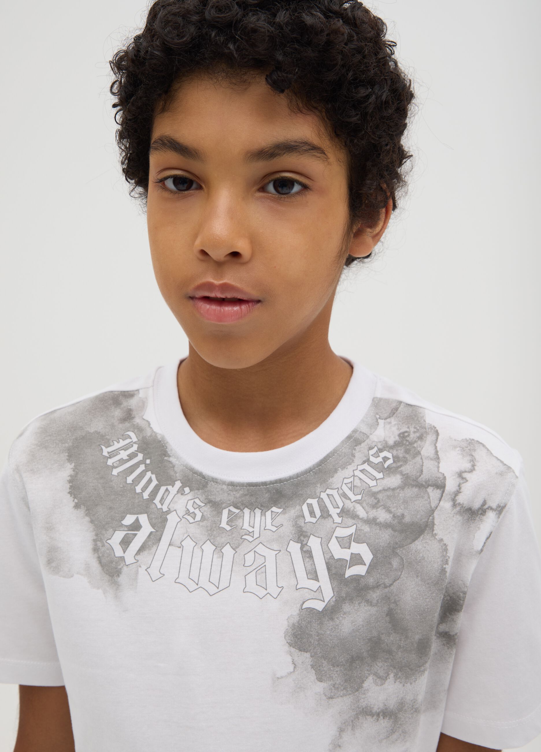 White cotton T-shirt with lettering print