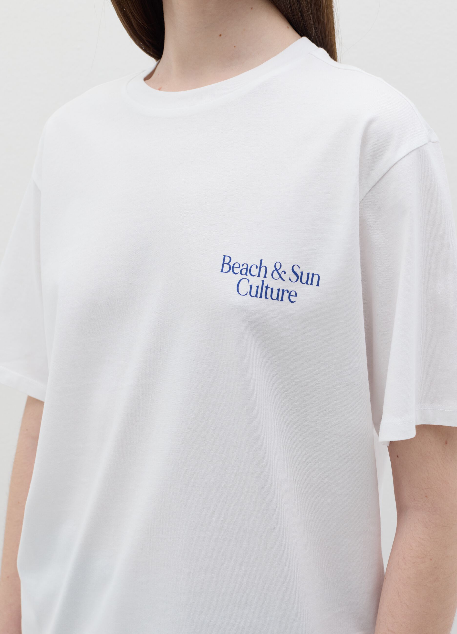 White cotton T-shirt with city print