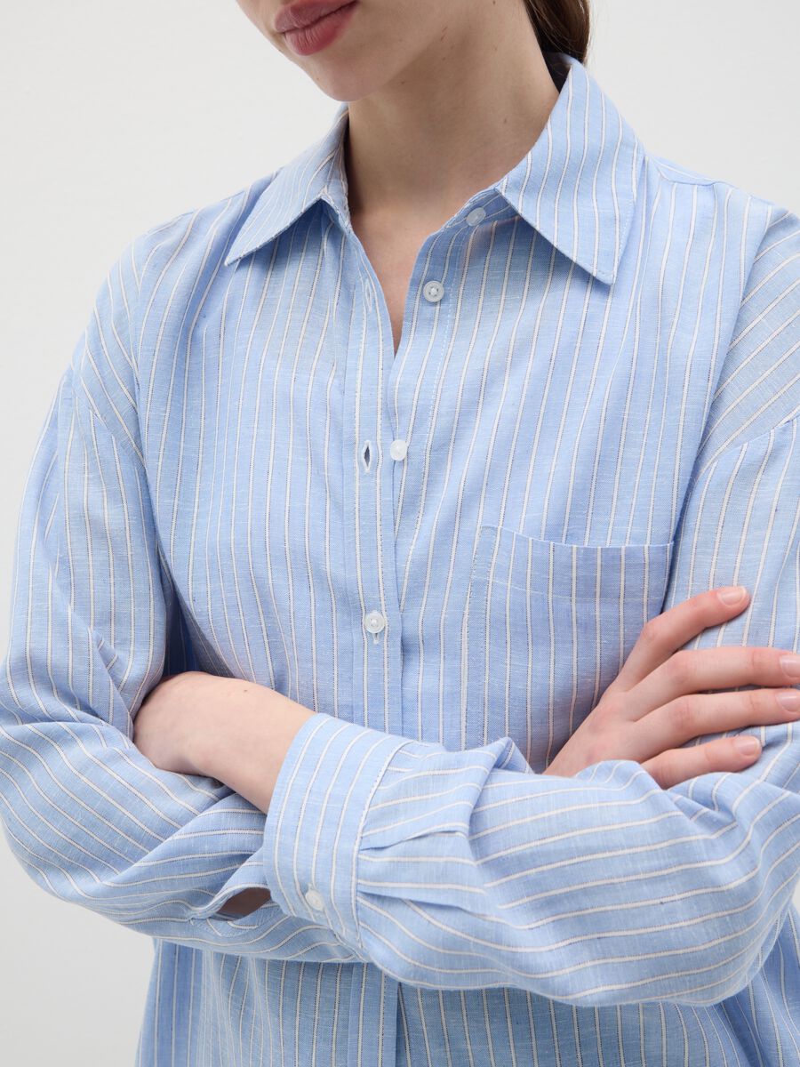 Women's oversized shirt in blue viscose and linen blend regular fit_2