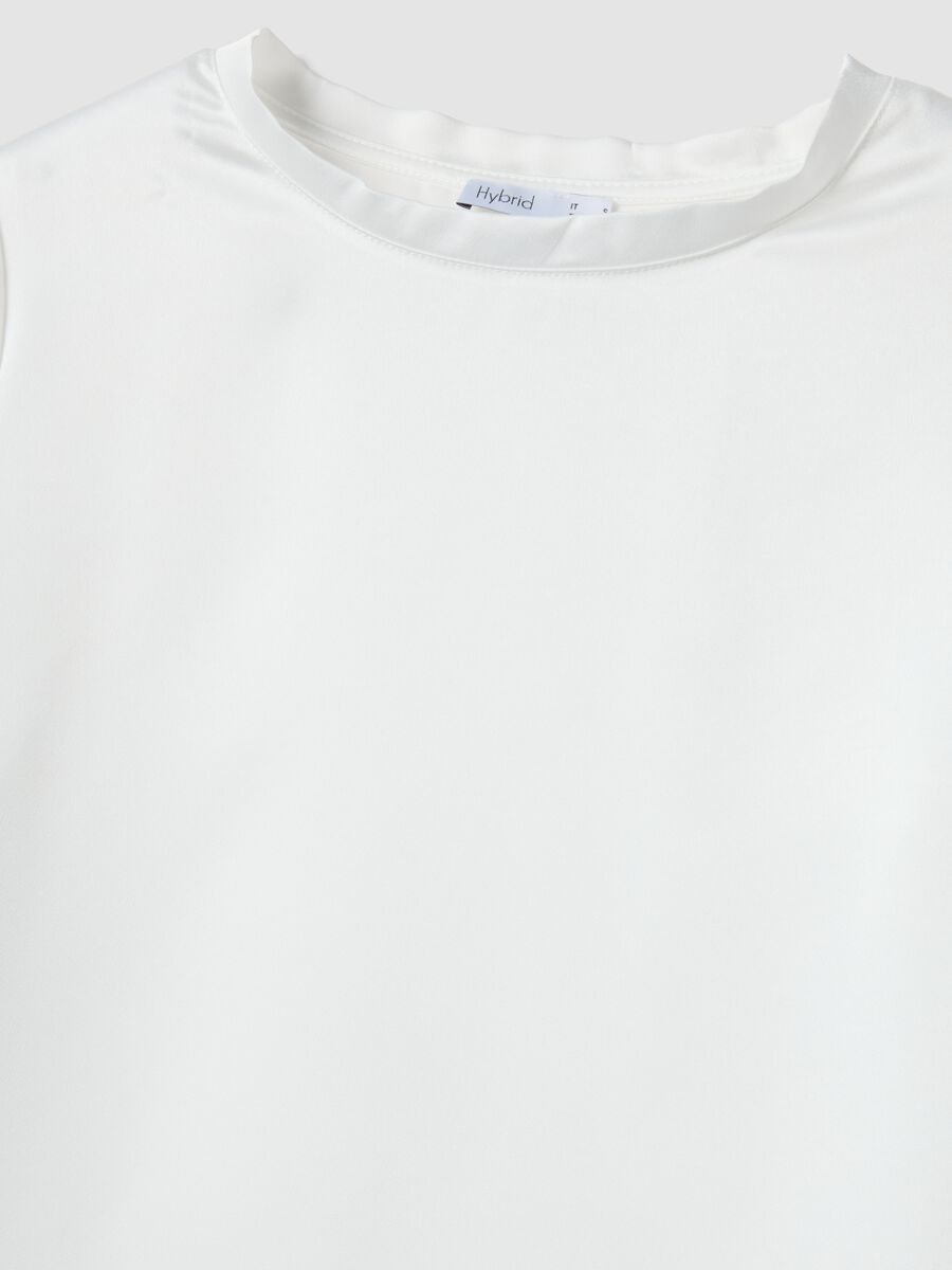 T-shirt bianca a maniche corte con collo morbido regular fit_5