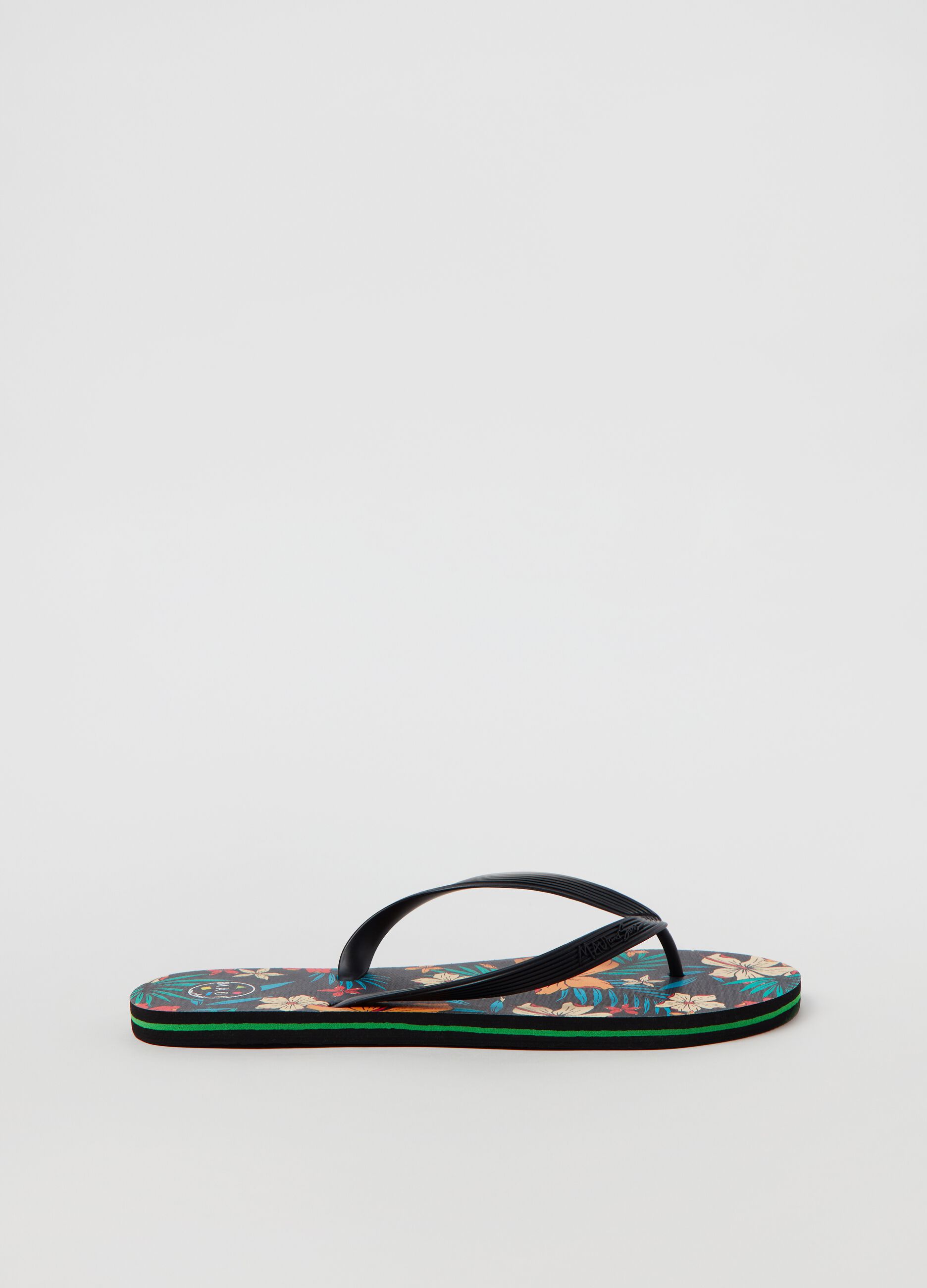 Floral print thong sandal by Maui and Sons