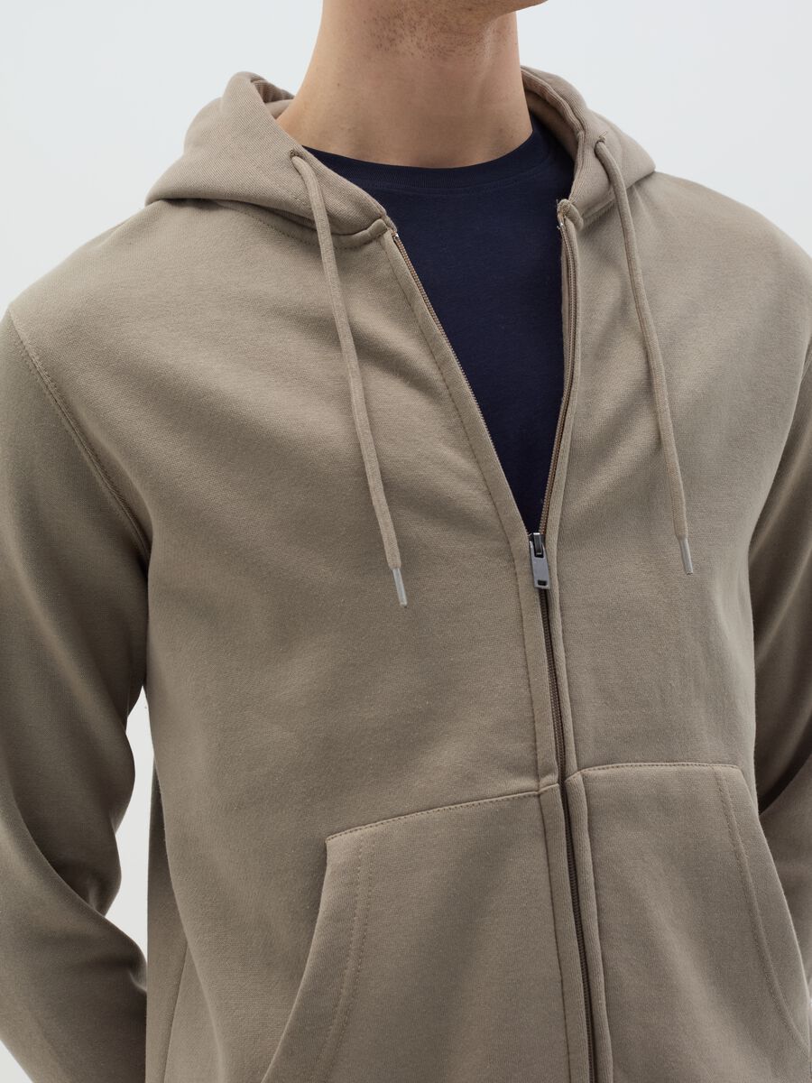 Essential full-zip sweatshirt with hood_2