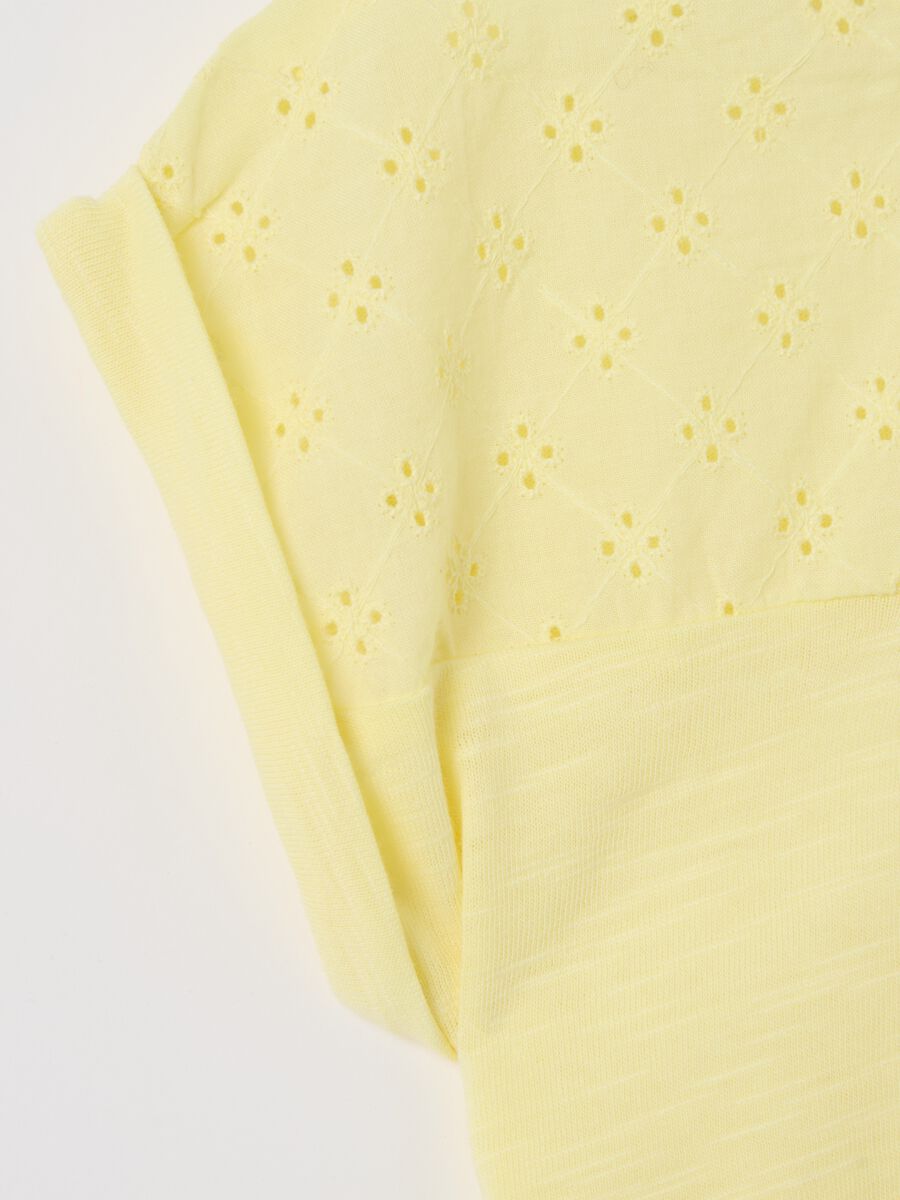 Cotton T-shirt with broderie anglaise insert_2