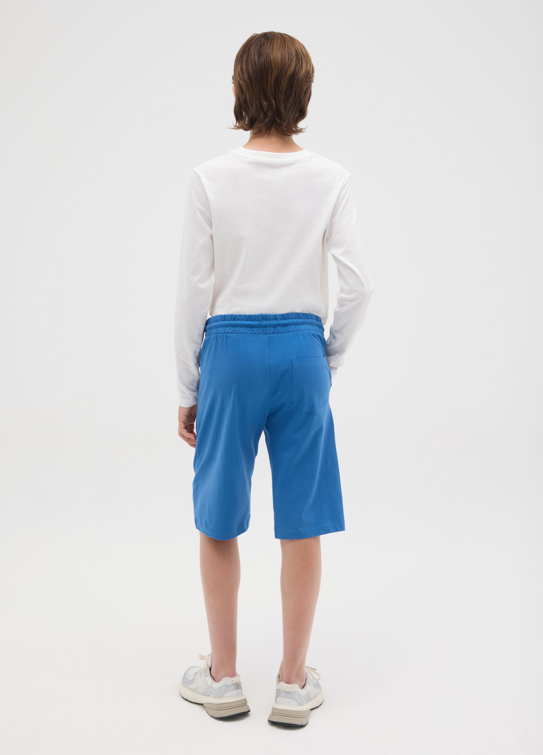 Boy's blue pure cotton regular fit bermuda shorts
