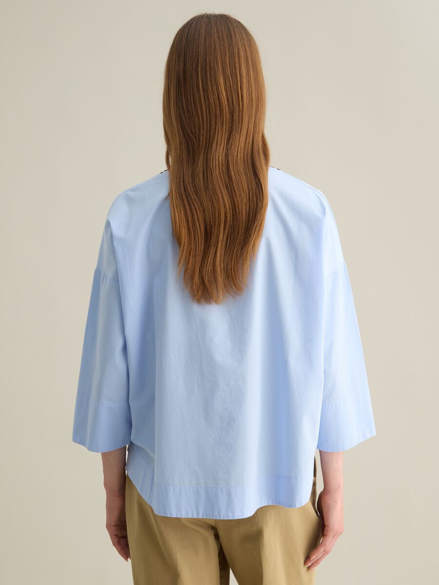 Short Sleeve Blue Shirt with Ethnic Detail_3