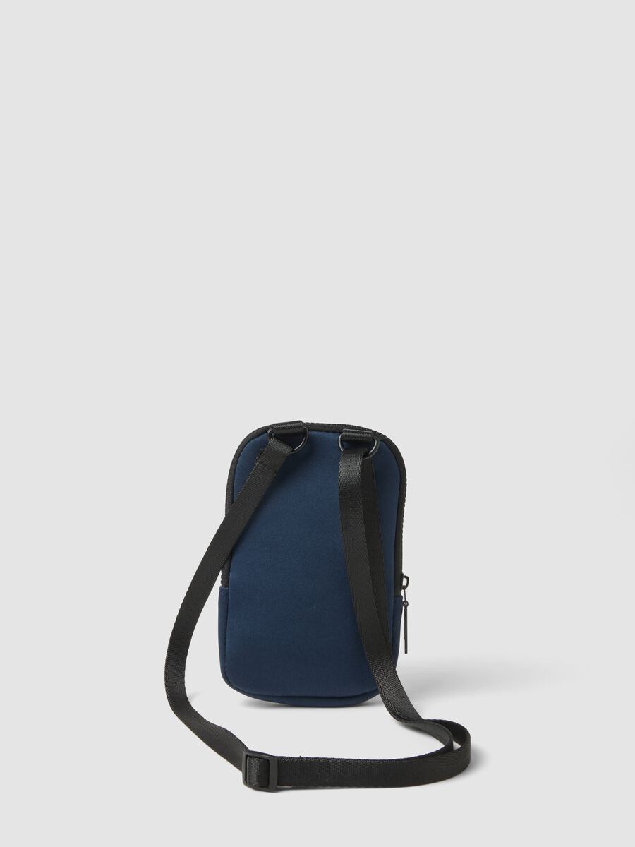 Porta cellulare blu con zip e tracolla regolabile_2